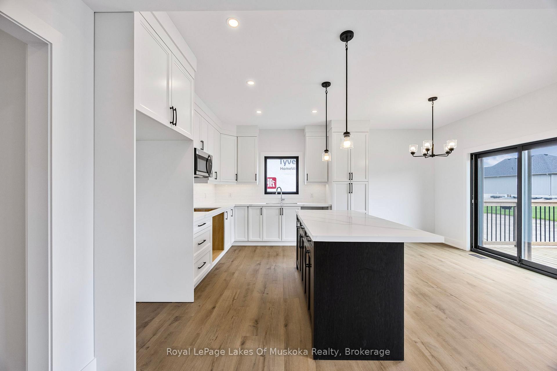 120 Brandon Avenue, Severn — photo 4 of 5