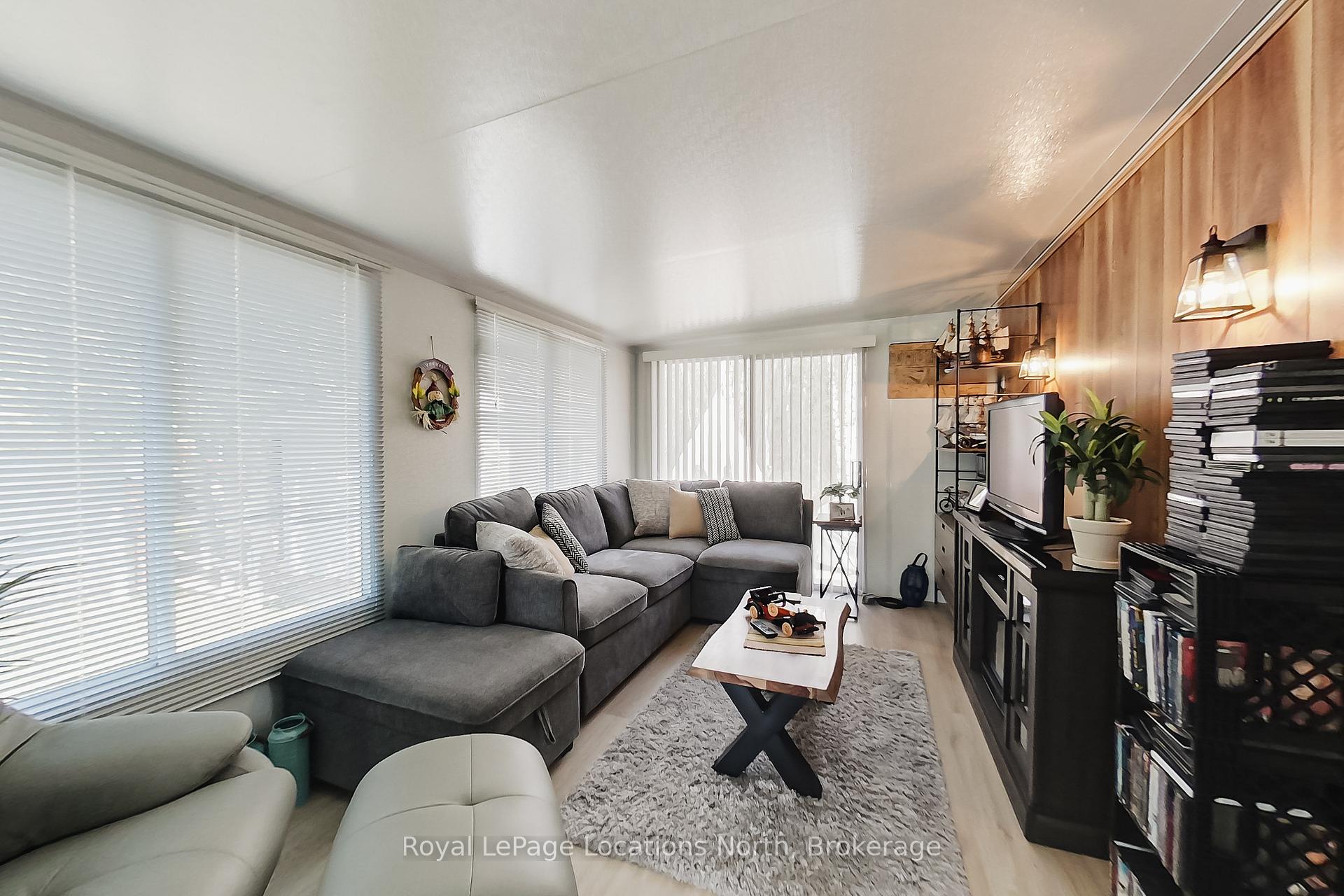 2 Wasaga Pines Lane E, Springwater — photo 5 of 5