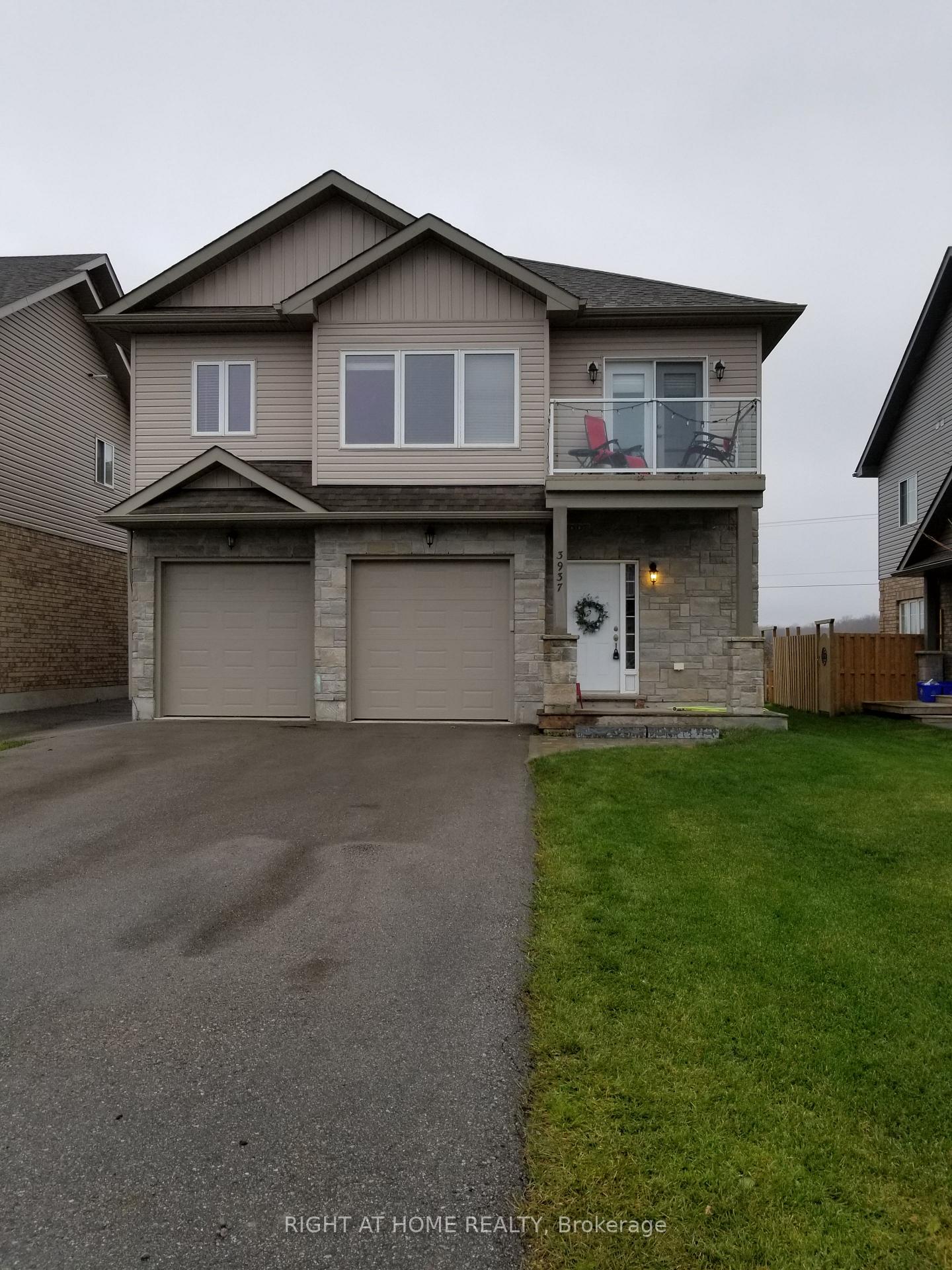 3937 Wood Avenue, Severn, ON L3V 0T9 — Severn, Ontario