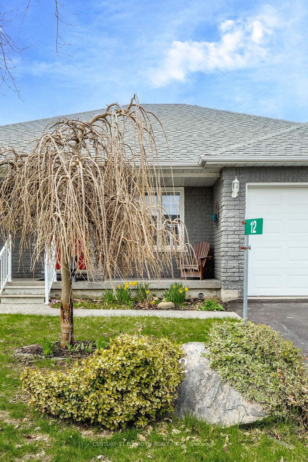 12 Graham Street, Springwater — photo 2 of 5
