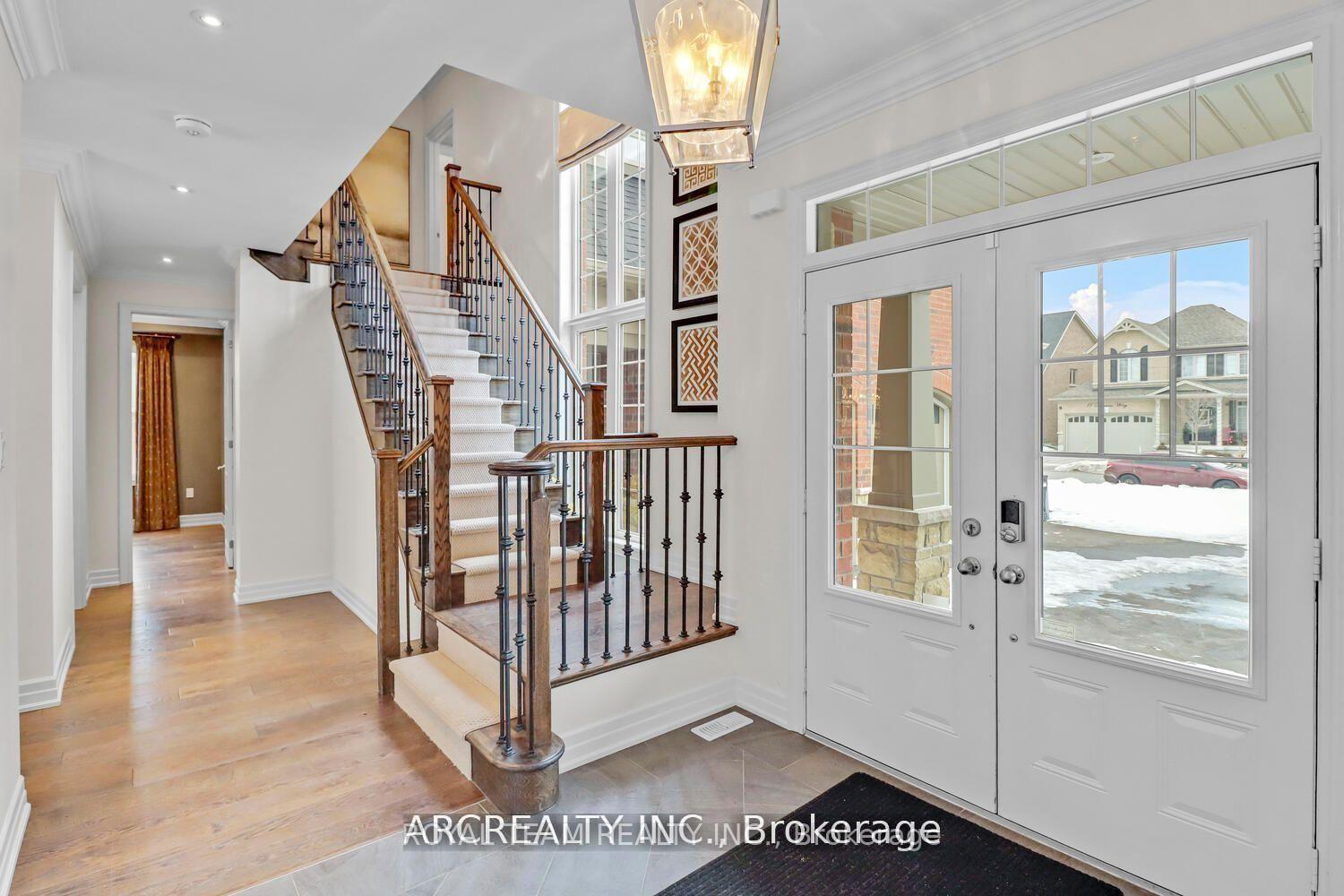 18 Moreau Way, Springwater — photo 2 of 5