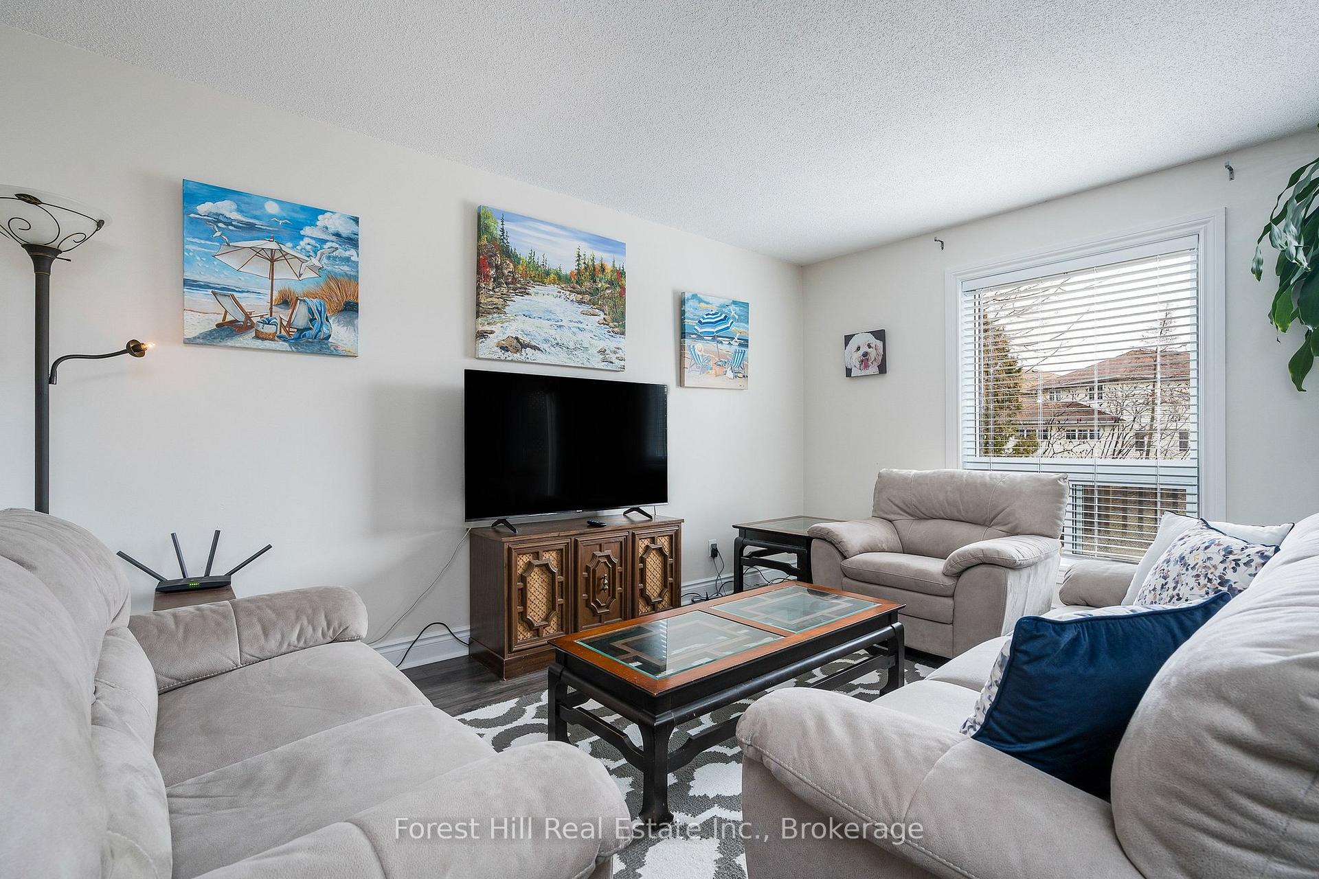 29 Dillon Drive, Collingwood — photo 3 of 5
