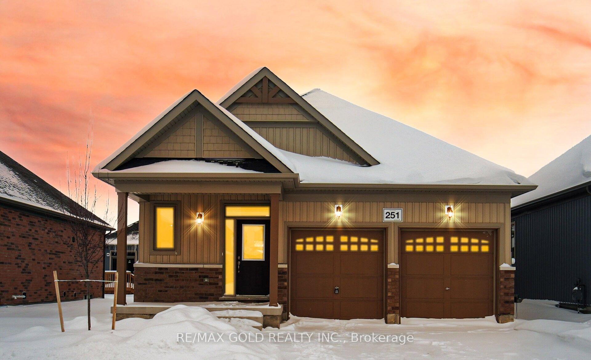 251 Wilcox Drive, Clearview, ON L0M 1S0 — Clearview, Ontario