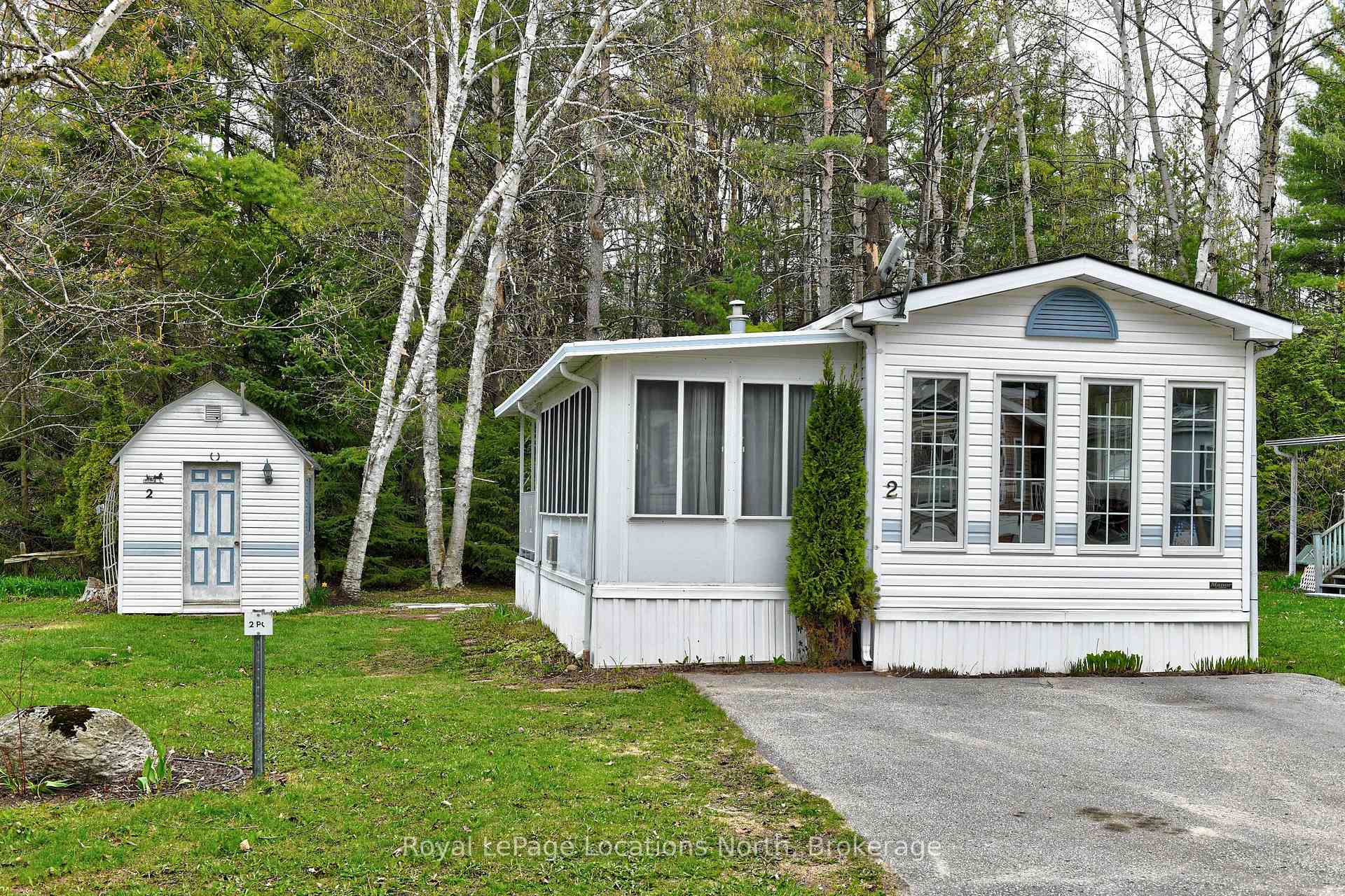 2 Prince Charles Avenue, Springwater — photo 2 of 5