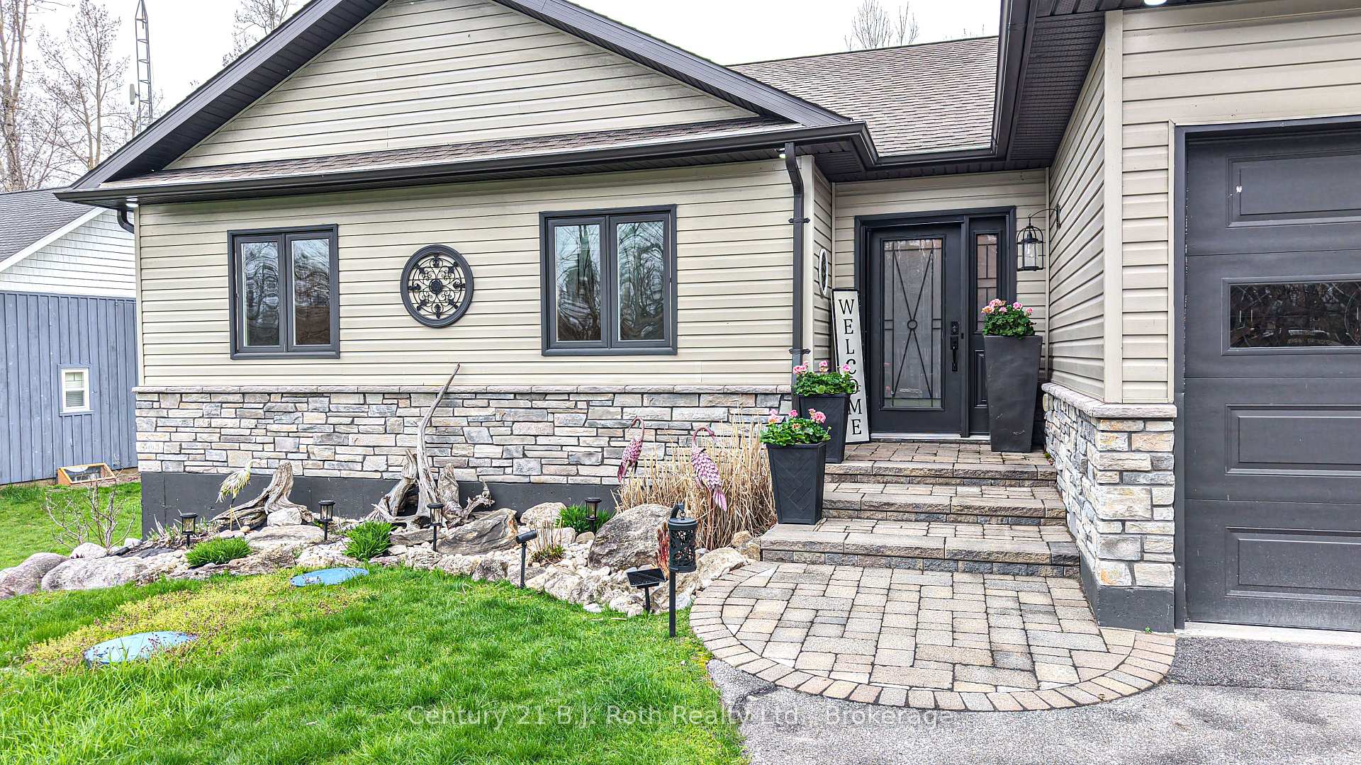 3577 Peter Street, Ramara — photo 4 of 5