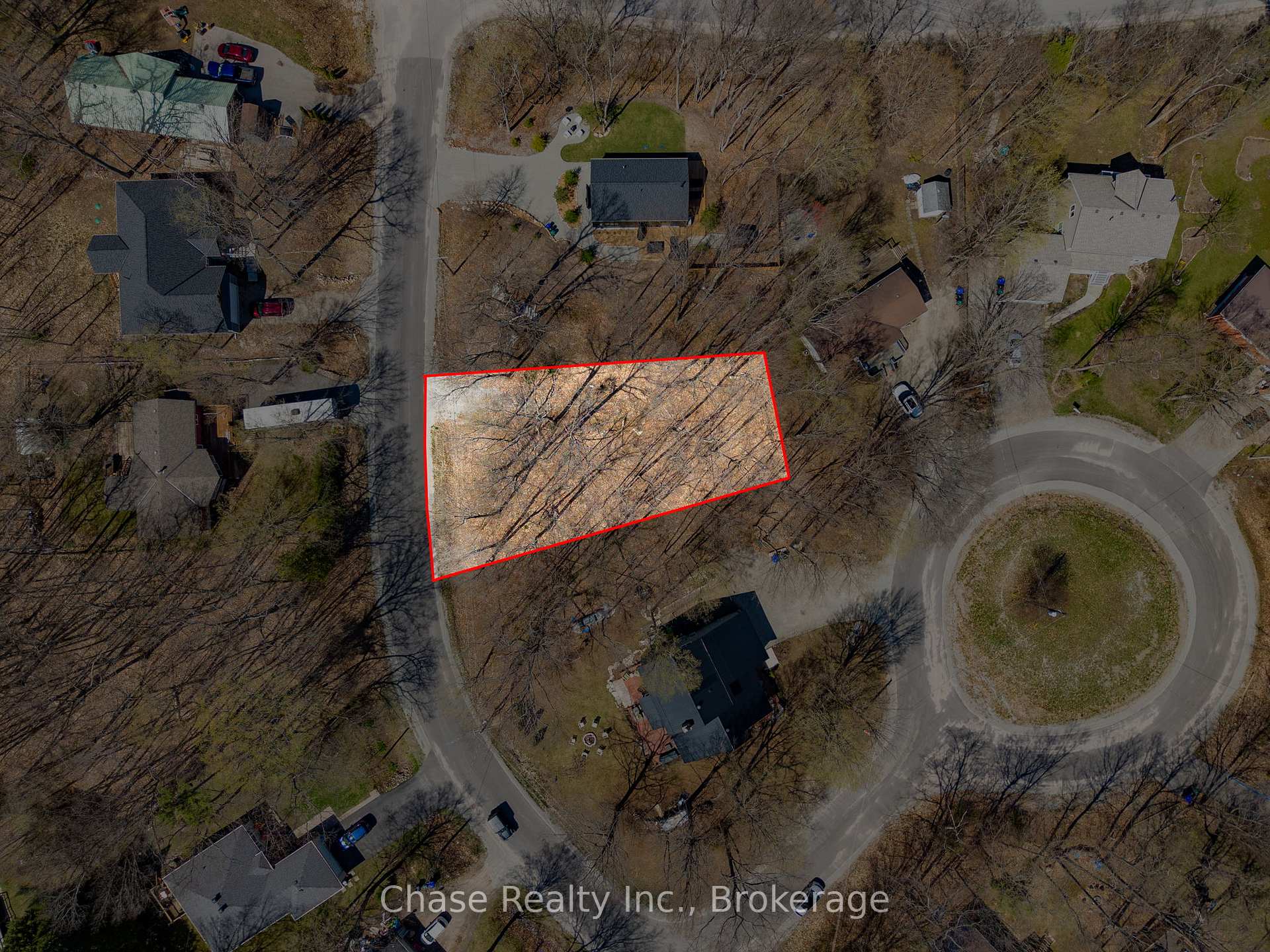 7 Oneida Crescent, Tiny, ON L9M 0B2