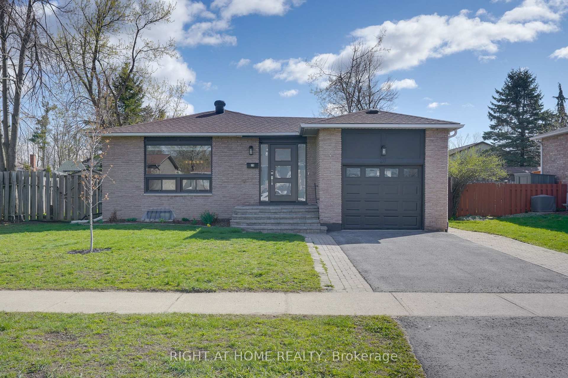 20 Andrea Crescent, Orillia, ON L3V 6W5