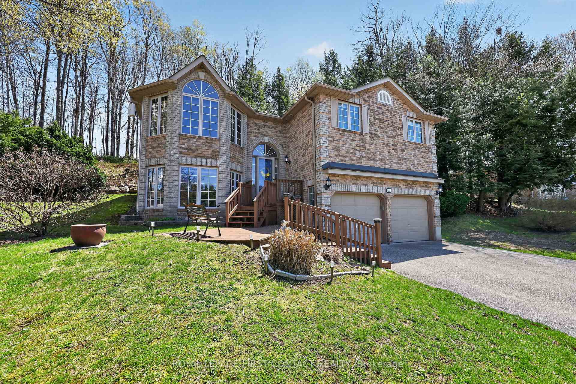 23 McFadden Drive, Springwater, ON L0L 1V0 — Springwater, Ontario