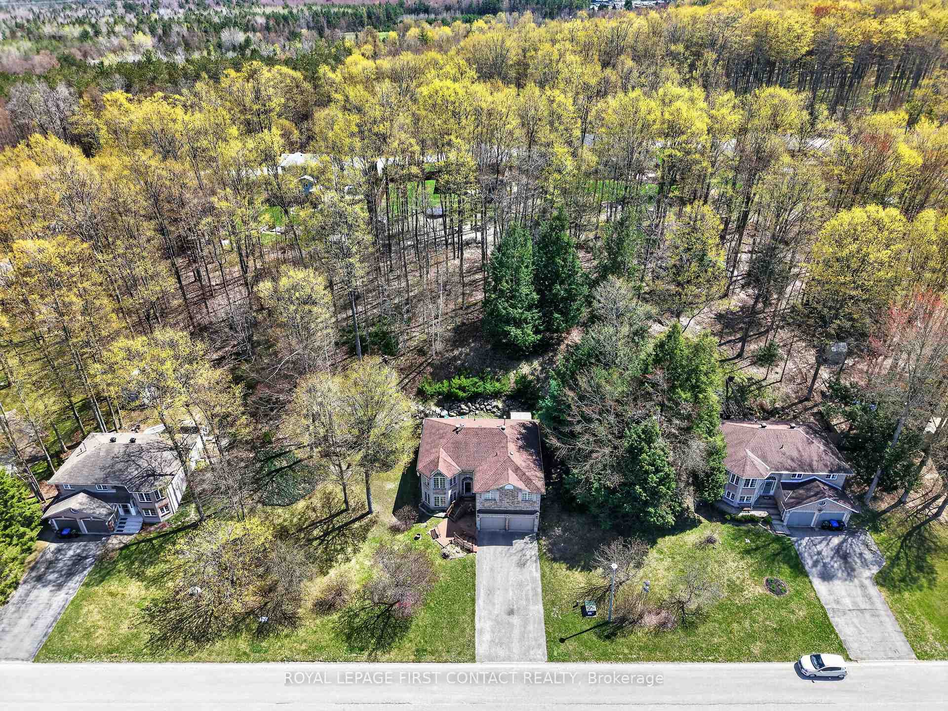 23 McFadden Drive, Springwater — photo 4 of 5