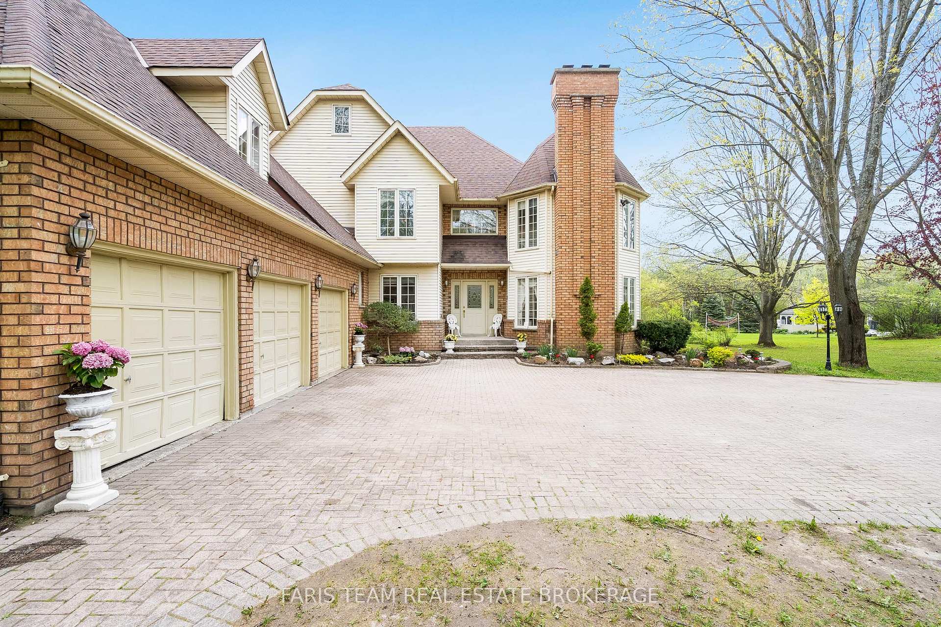 4 Mills Circle, Springwater — photo 5 of 5