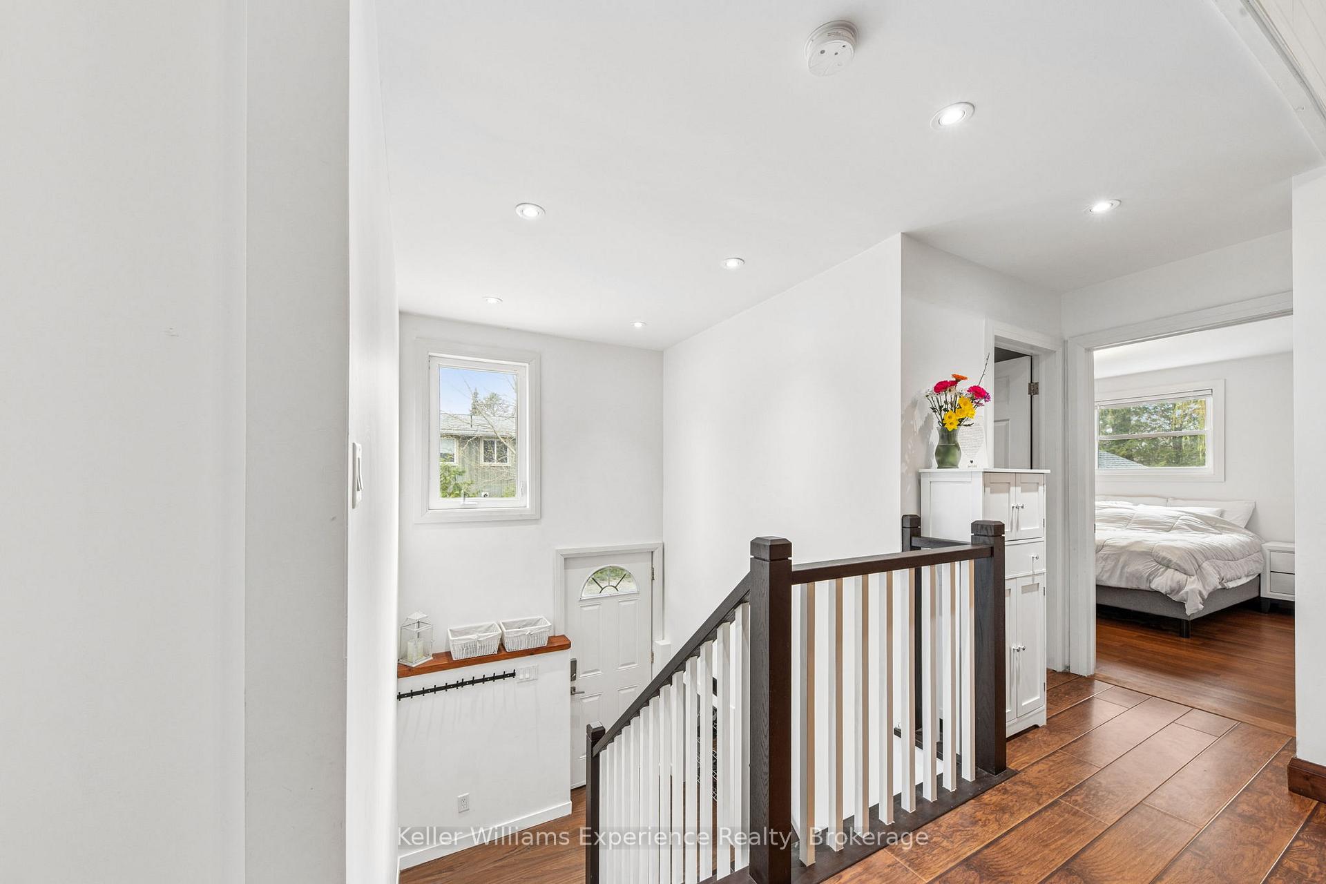 66 Albion Lane, Tiny — photo 4 of 5