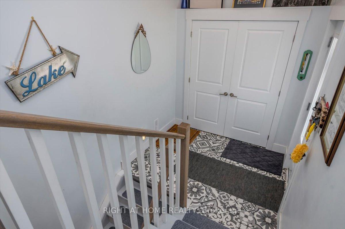 15204 Highway 12 Highway, Tay — photo 3 of 5