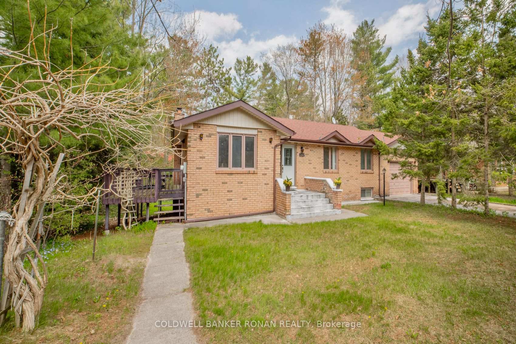 24 Pine Forest Drive, Tiny — photo 3 of 5