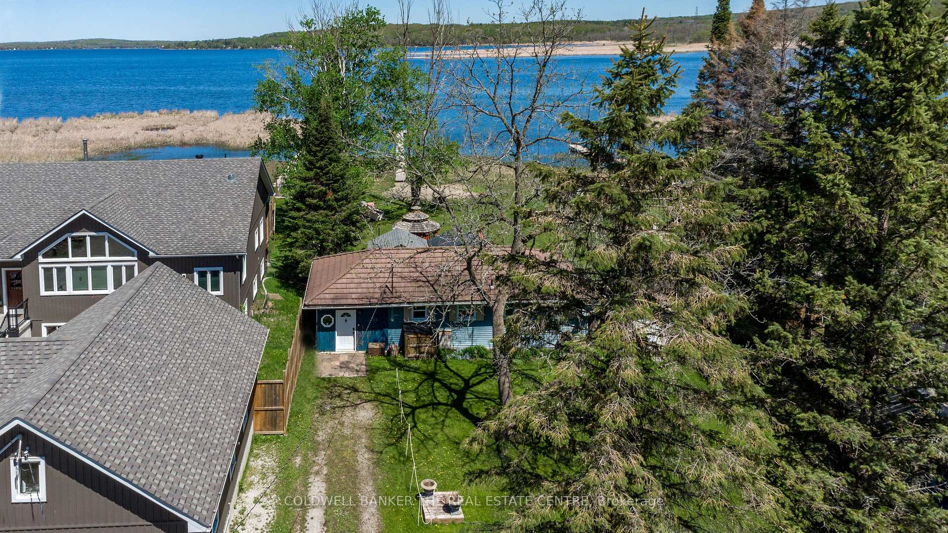 121 Maskinonge Road, Tay, ON L0K 2A0 — Tay, Ontario
