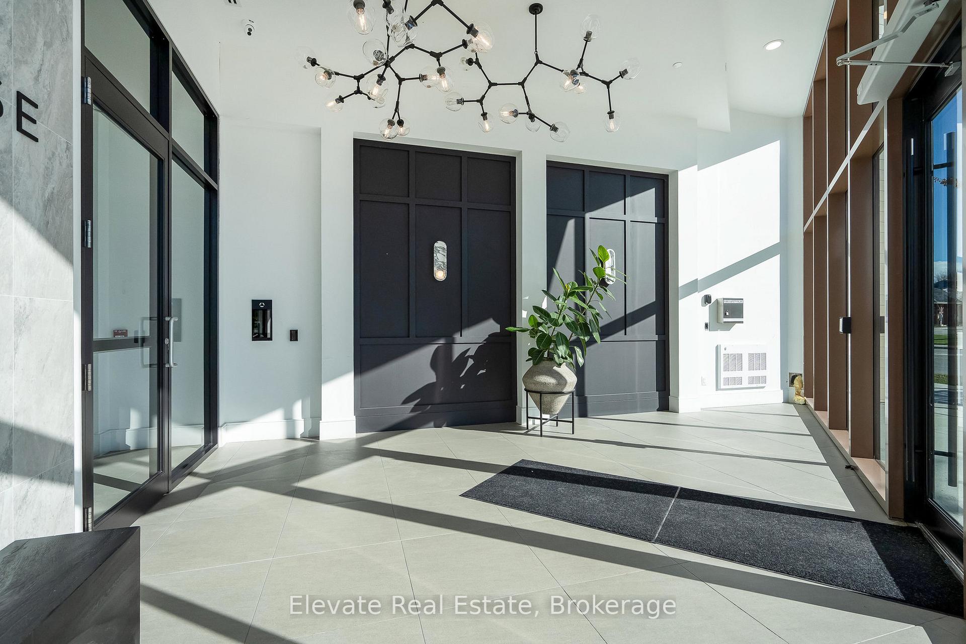 31 Huron Street 405, Collingwood — photo 3 of 5