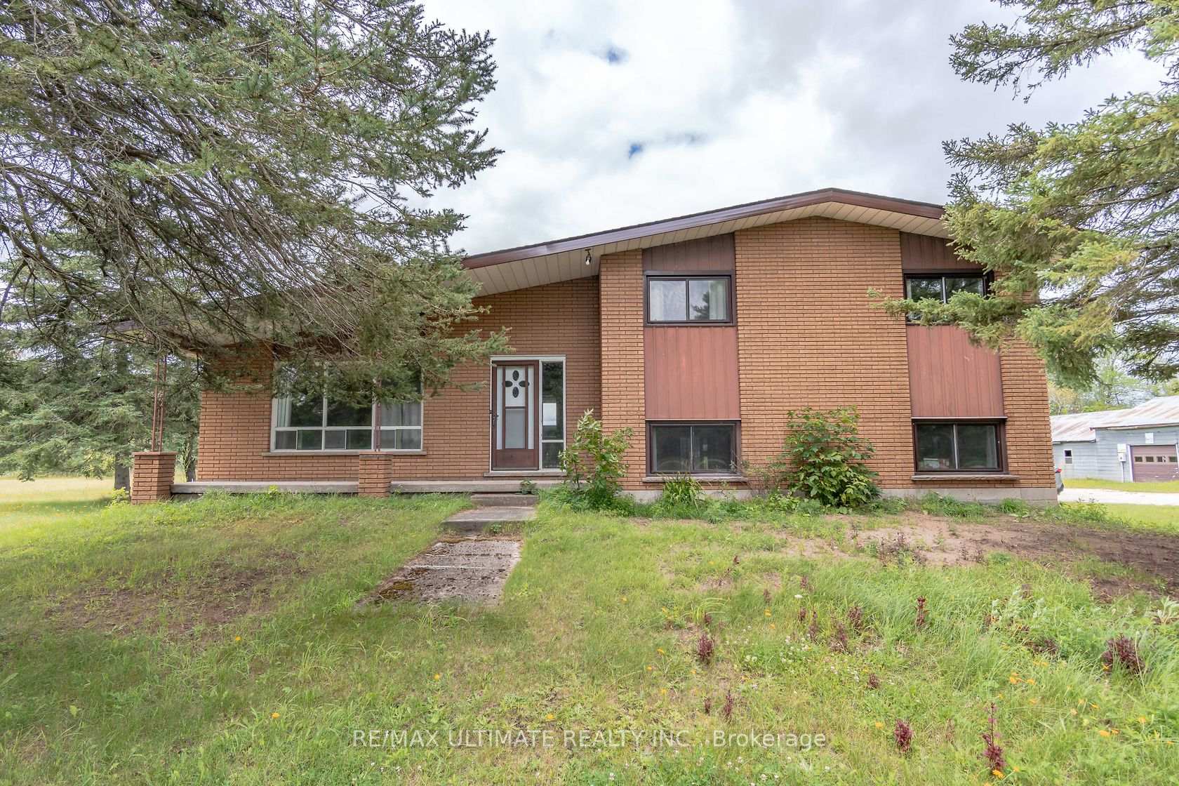 321 Warrington Road, Clearview, ON L0M 1S0 — Clearview, Ontario