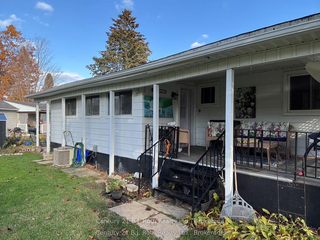 14 Muir Drive, Oro-Medonte — photo 3 of 5