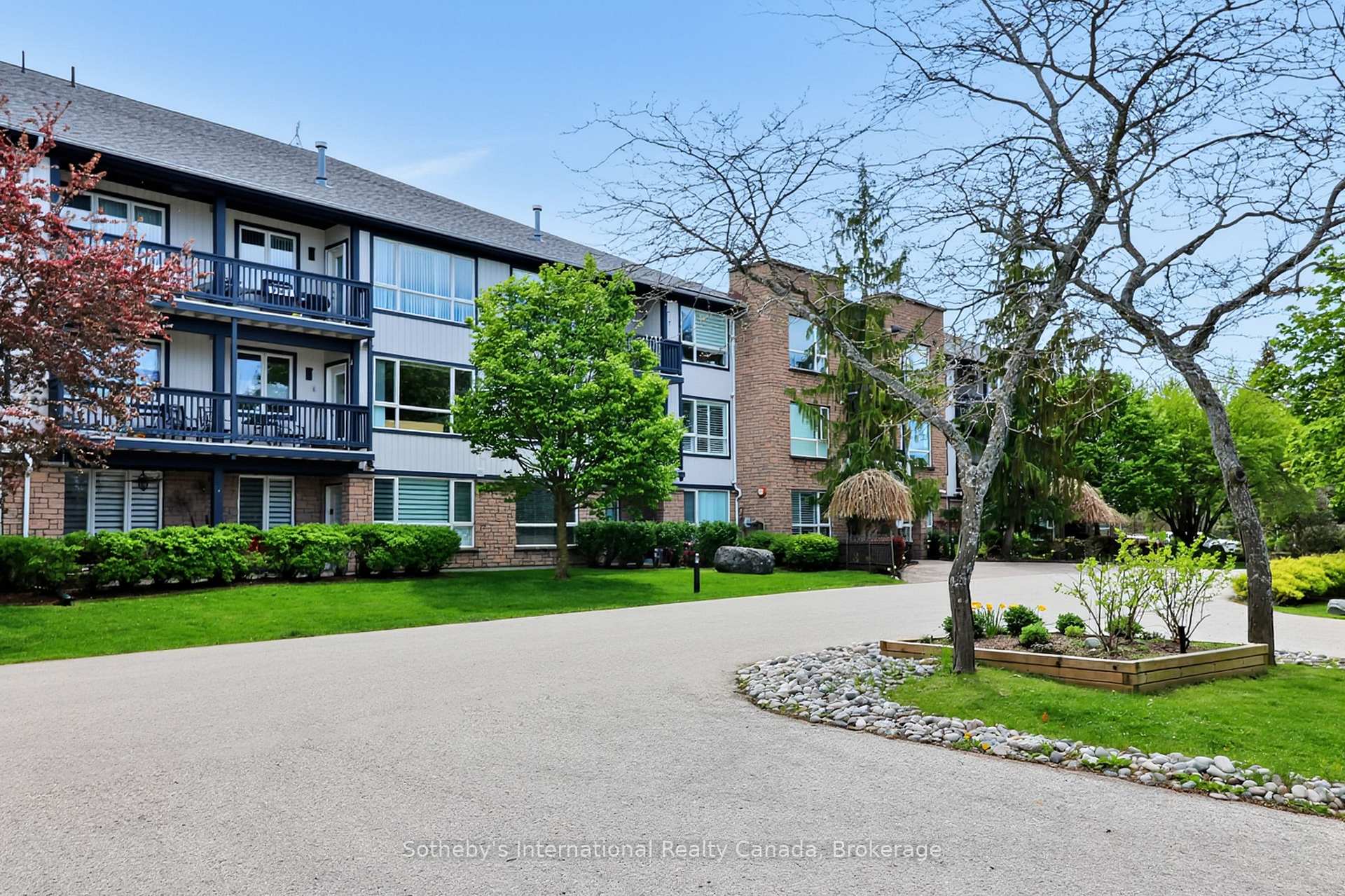 750 Johnston Park Avenue 3003, Collingwood — photo 3 of 5