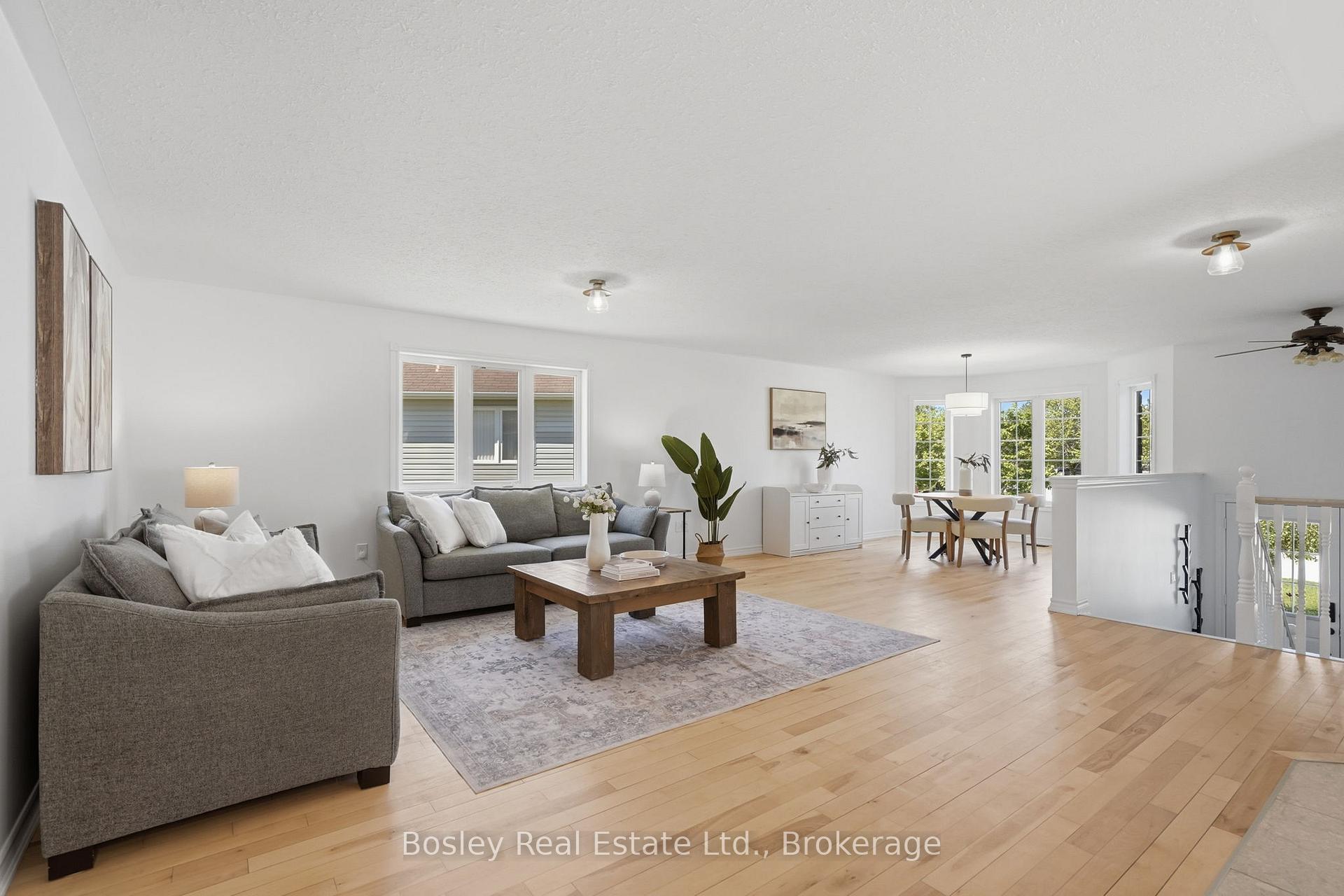 208 Lamont Court, Clearview — photo 5 of 5