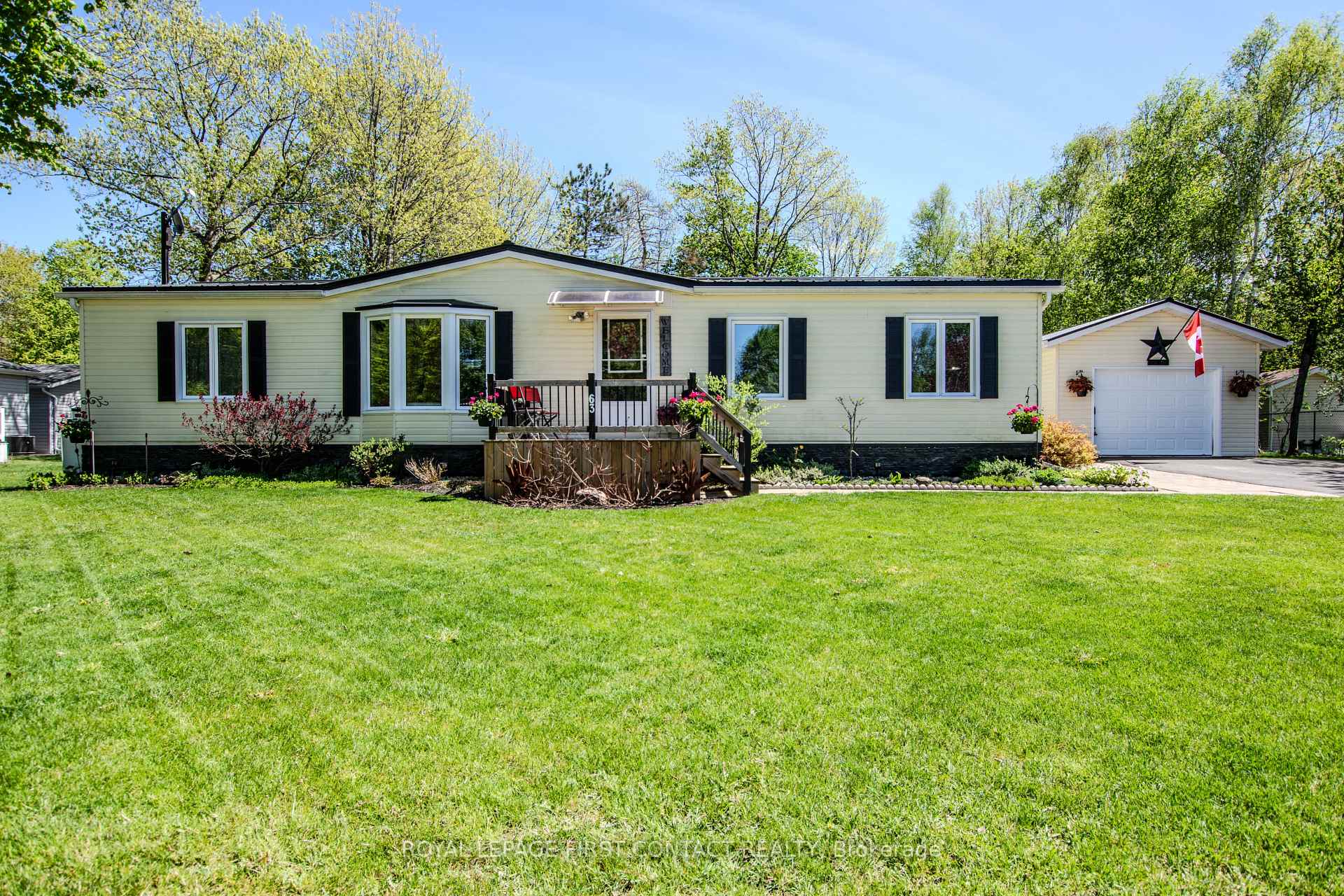 5411 Elliott Side Road 63, Tay — photo 2 of 5