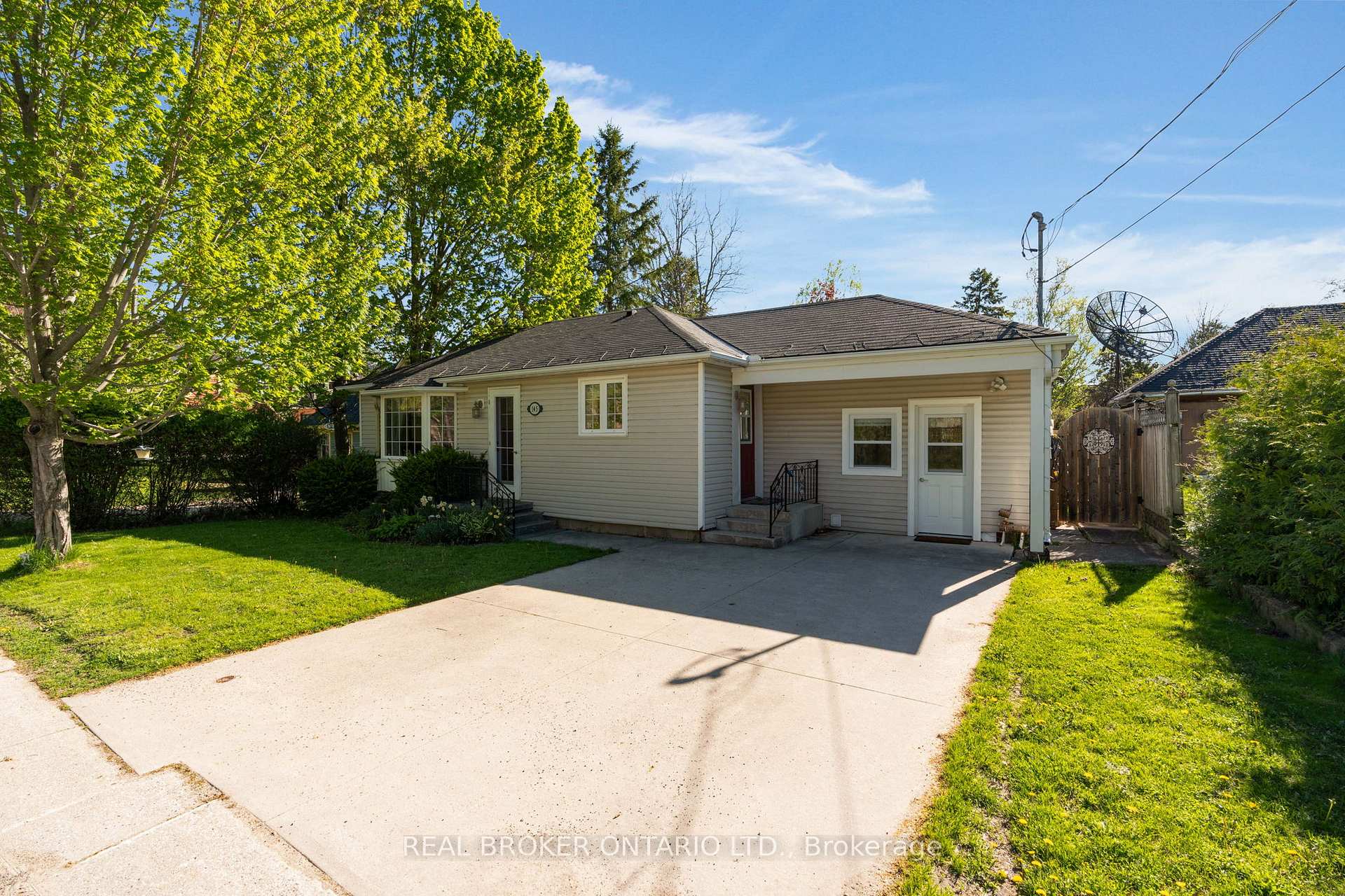 145 Collingwood Street, Clearview, ON L0M 1G0 — Clearview, Ontario
