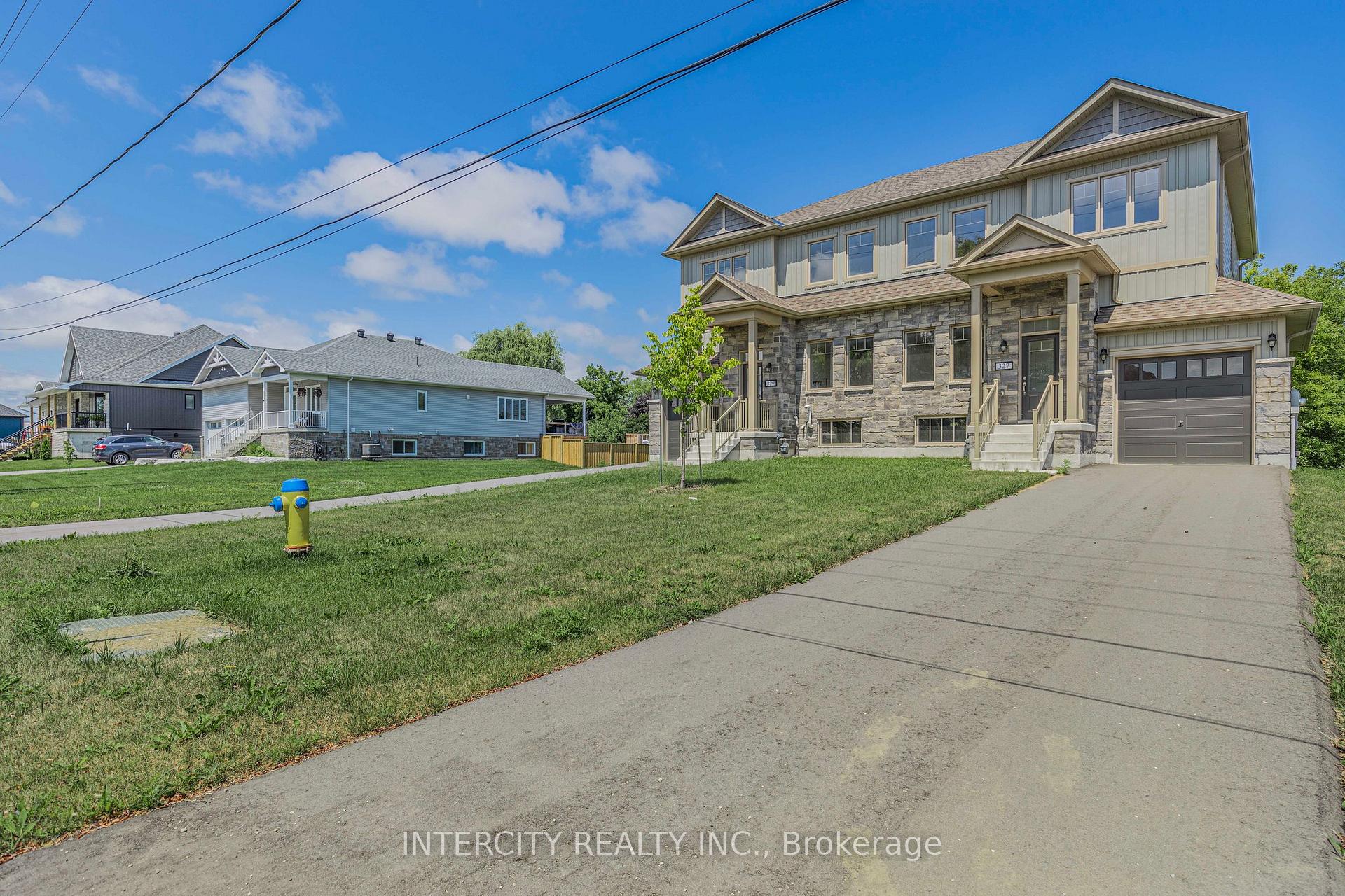 327 Quebec Street, Clearview — photo 3 of 5