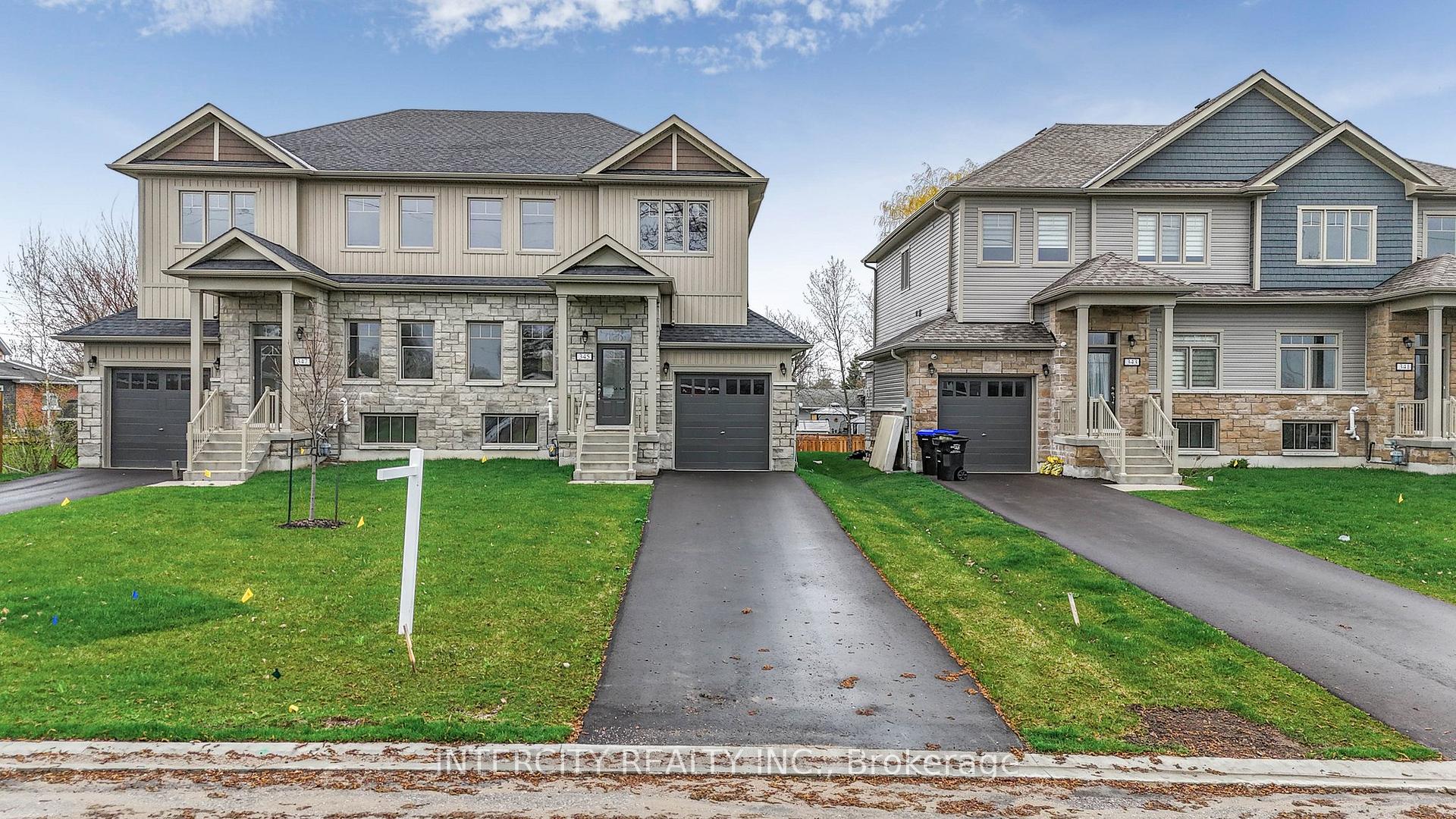 345 Quebec Street, Clearview — photo 3 of 5