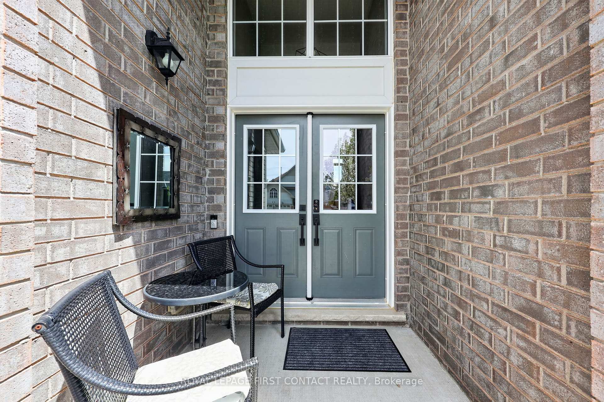 213 Claire Drive, Clearview — photo 4 of 5