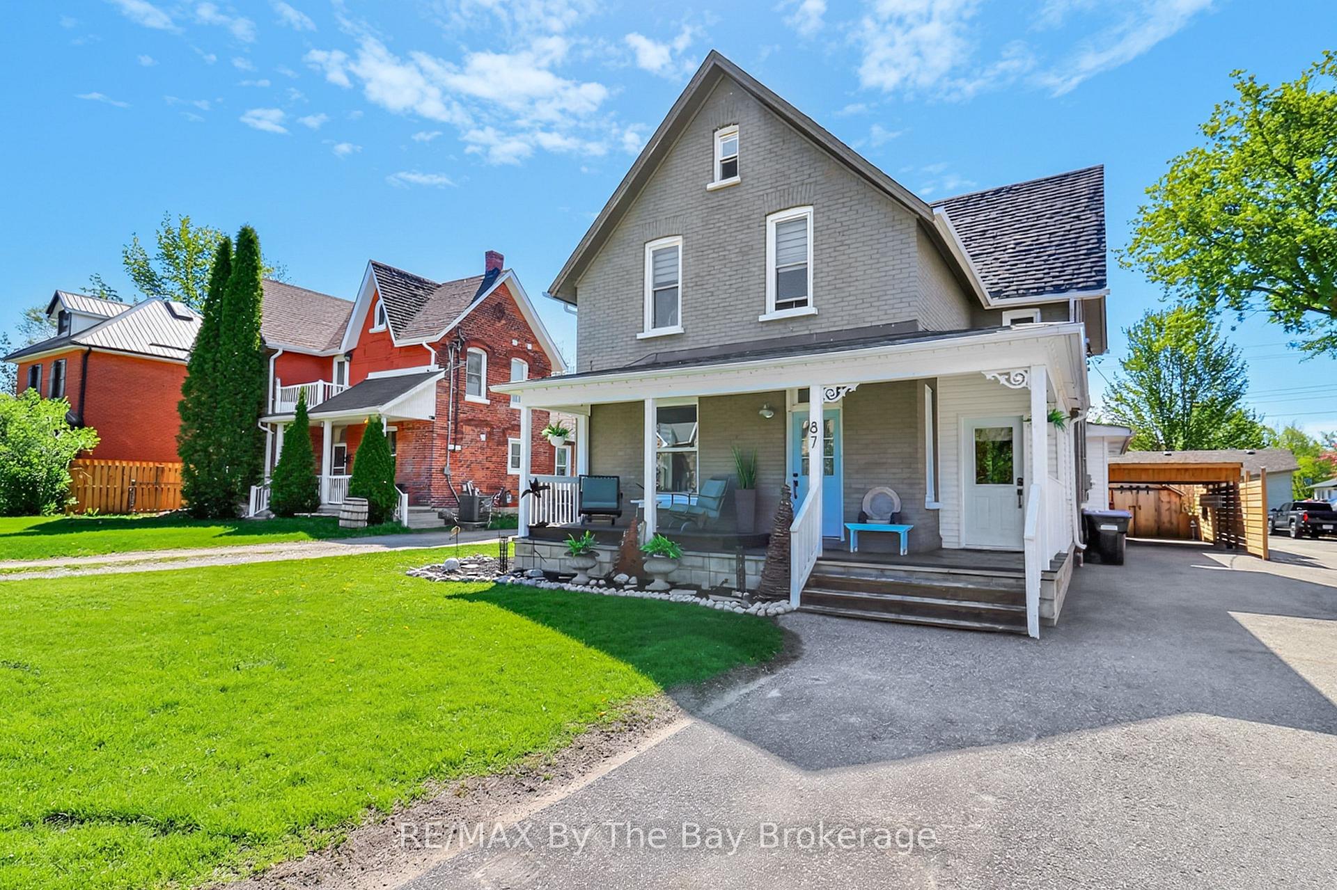 87 Queen Street W, Springwater — photo 2 of 5