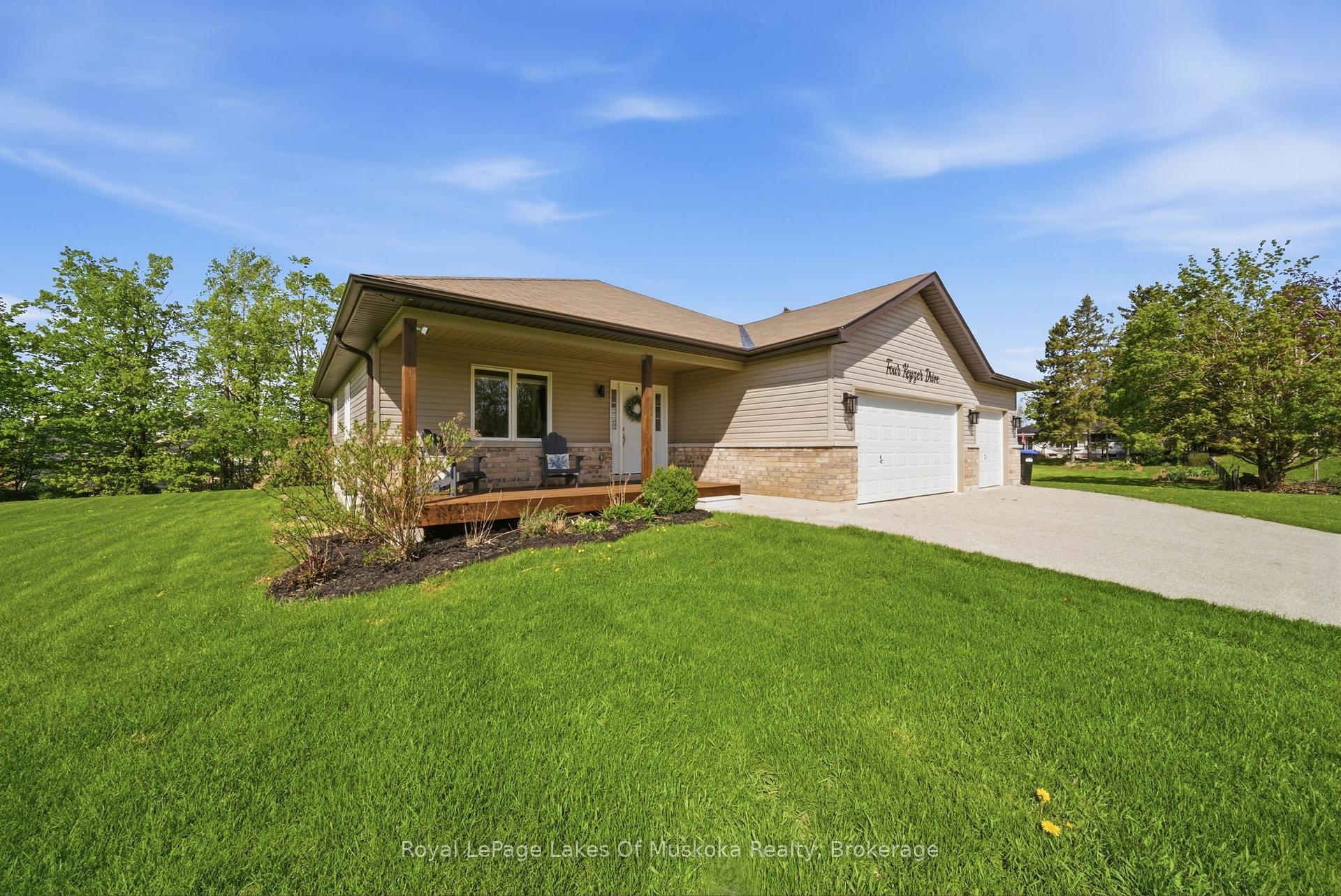 4 Keyzer Drive, Oro-Medonte — photo 2 of 5