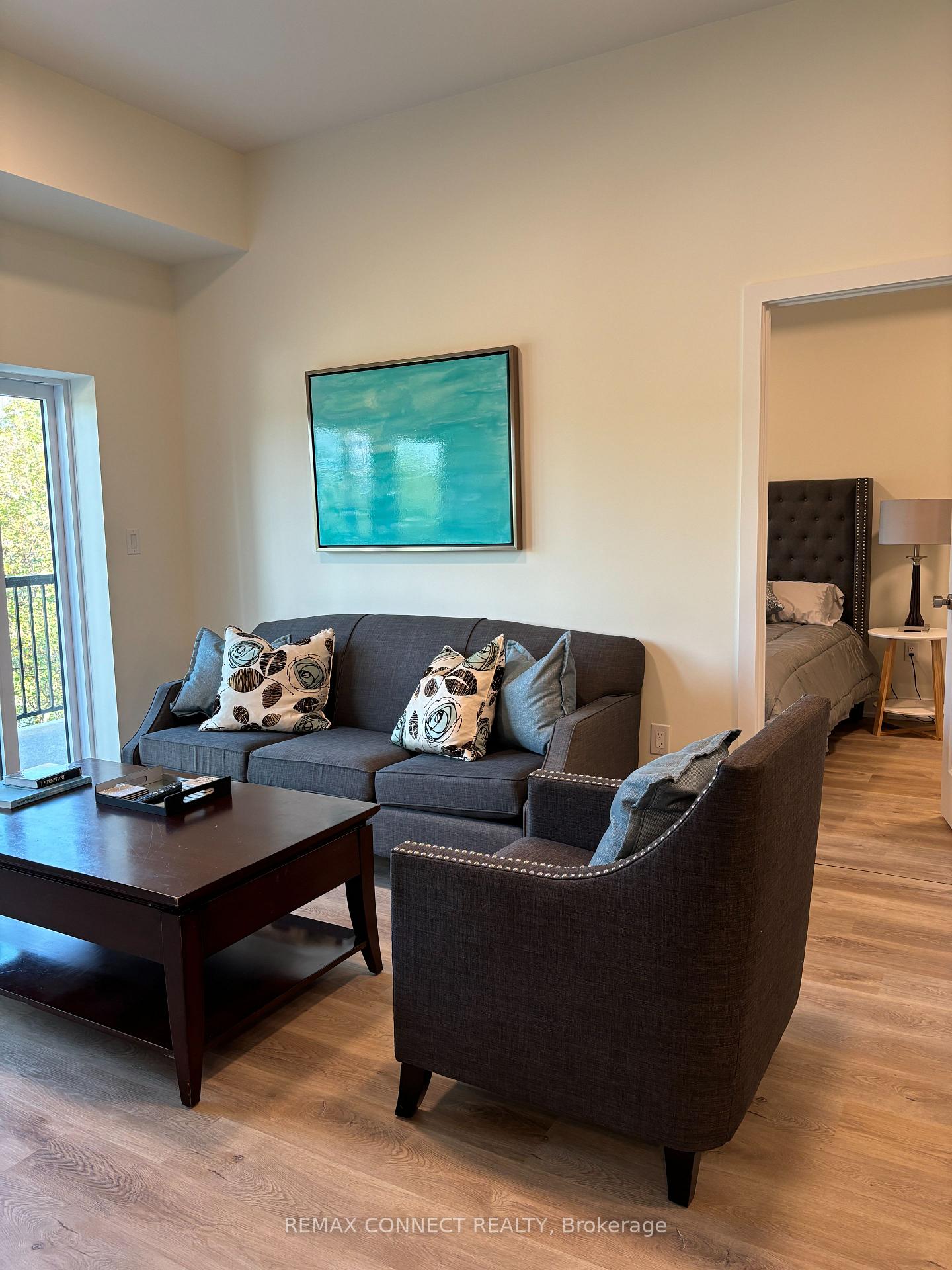 121 Mary Street 310, Clearview — photo 4 of 5