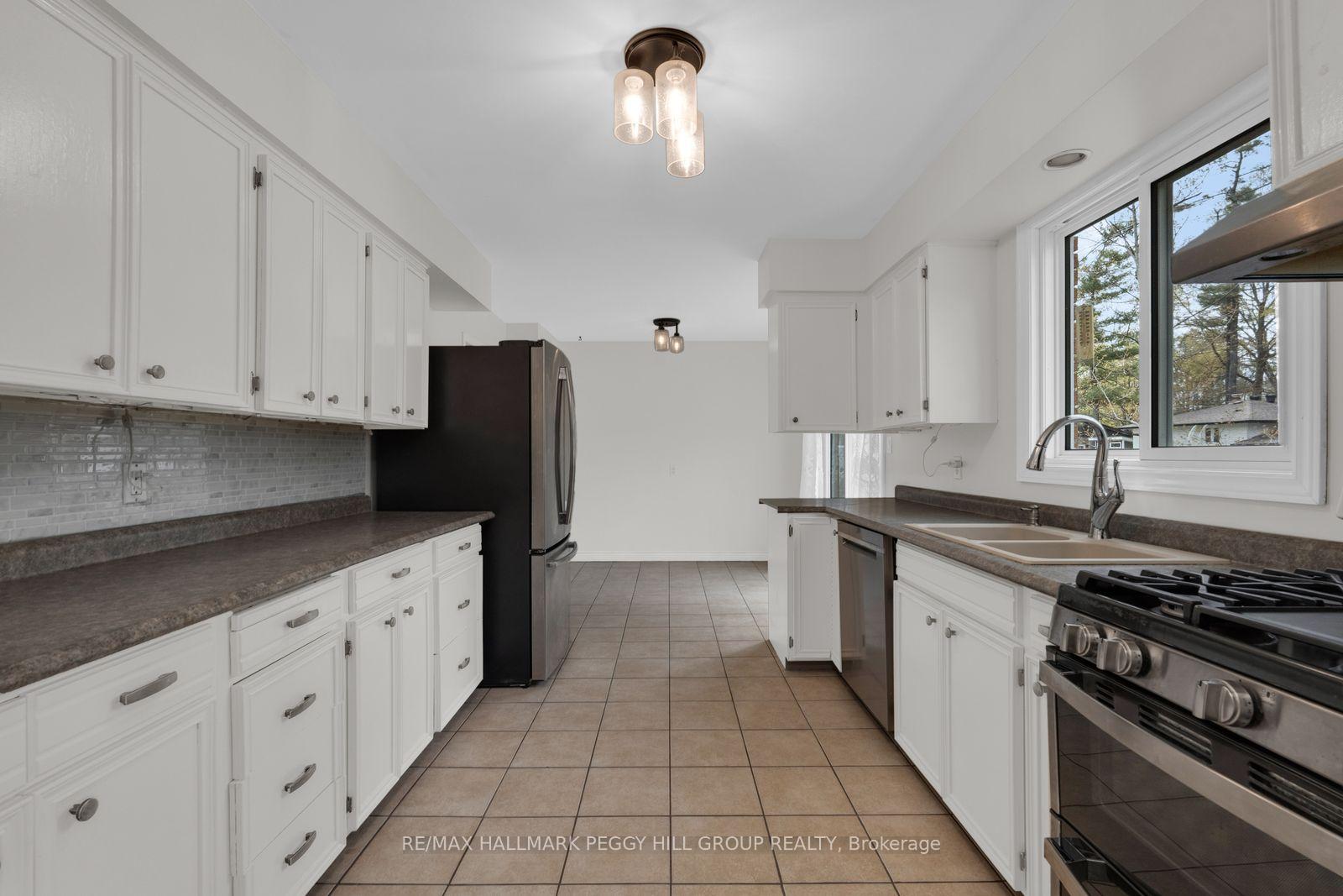 1878 Ridley Boulevard, Severn — photo 5 of 5