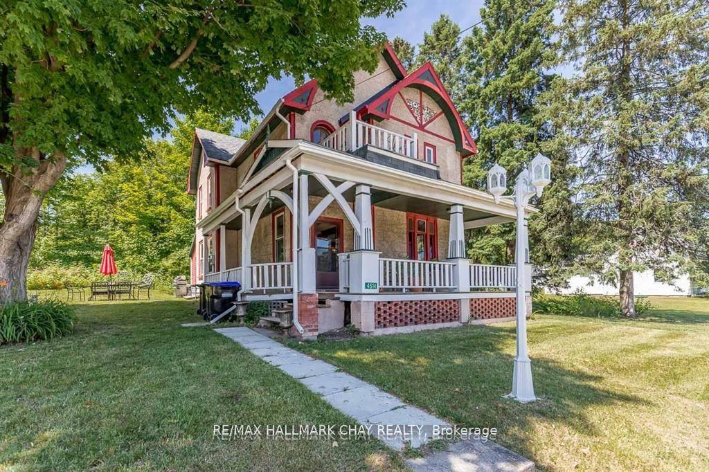 4514 Penetanguishene Road, Springwater, ON L0L 1V0 — Springwater, Ontario
