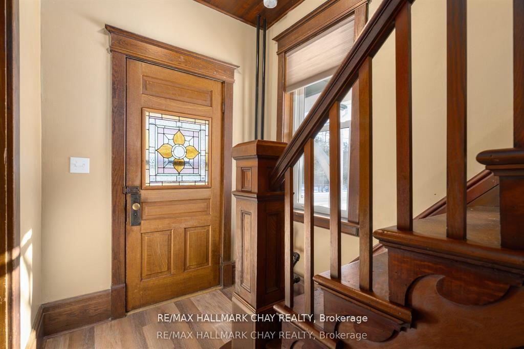 4514 Penetanguishene Road, Springwater — photo 4 of 5