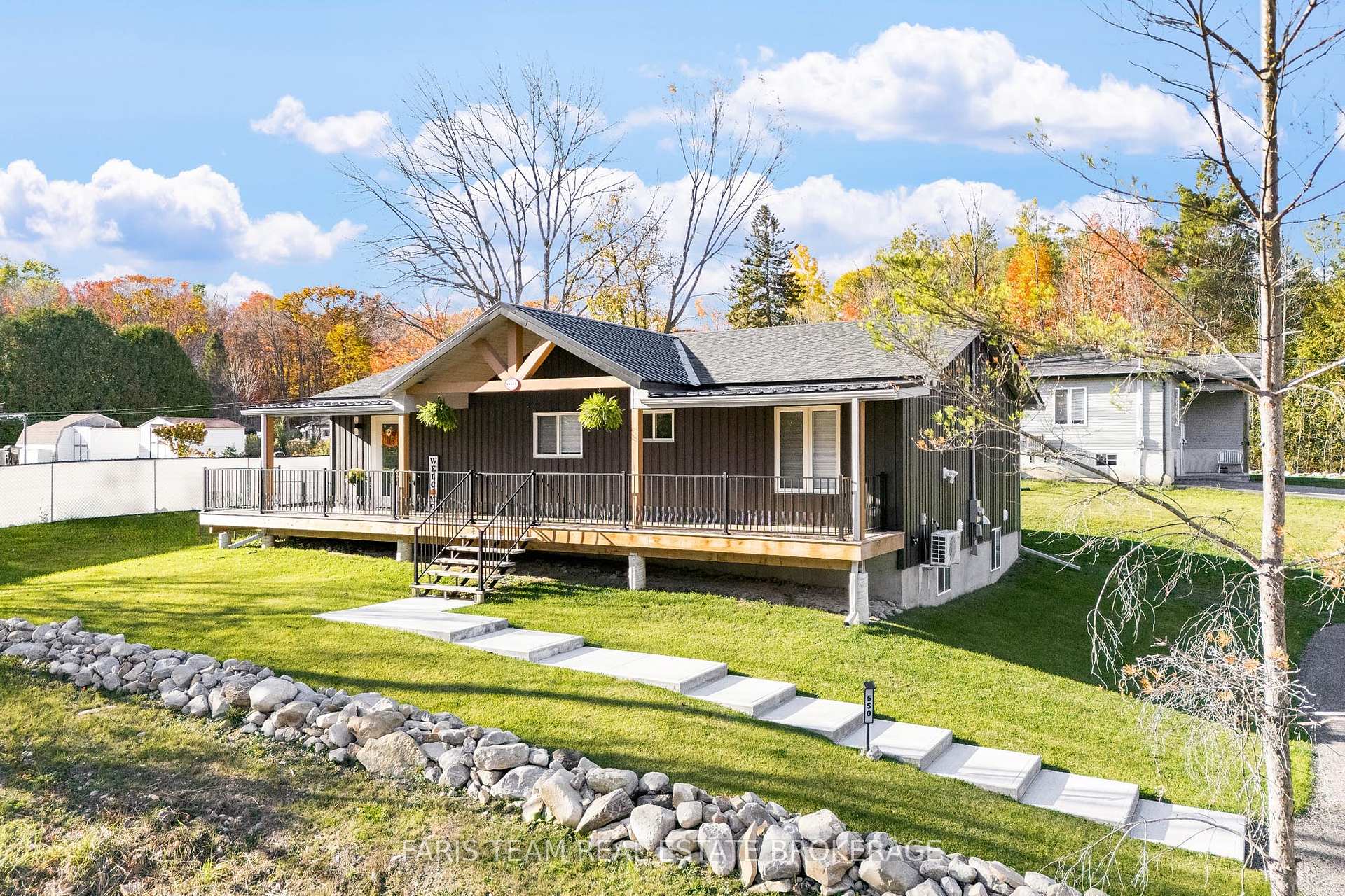 550 Second Avenue, Tay, ON L0K 1R0 — Tay, Ontario