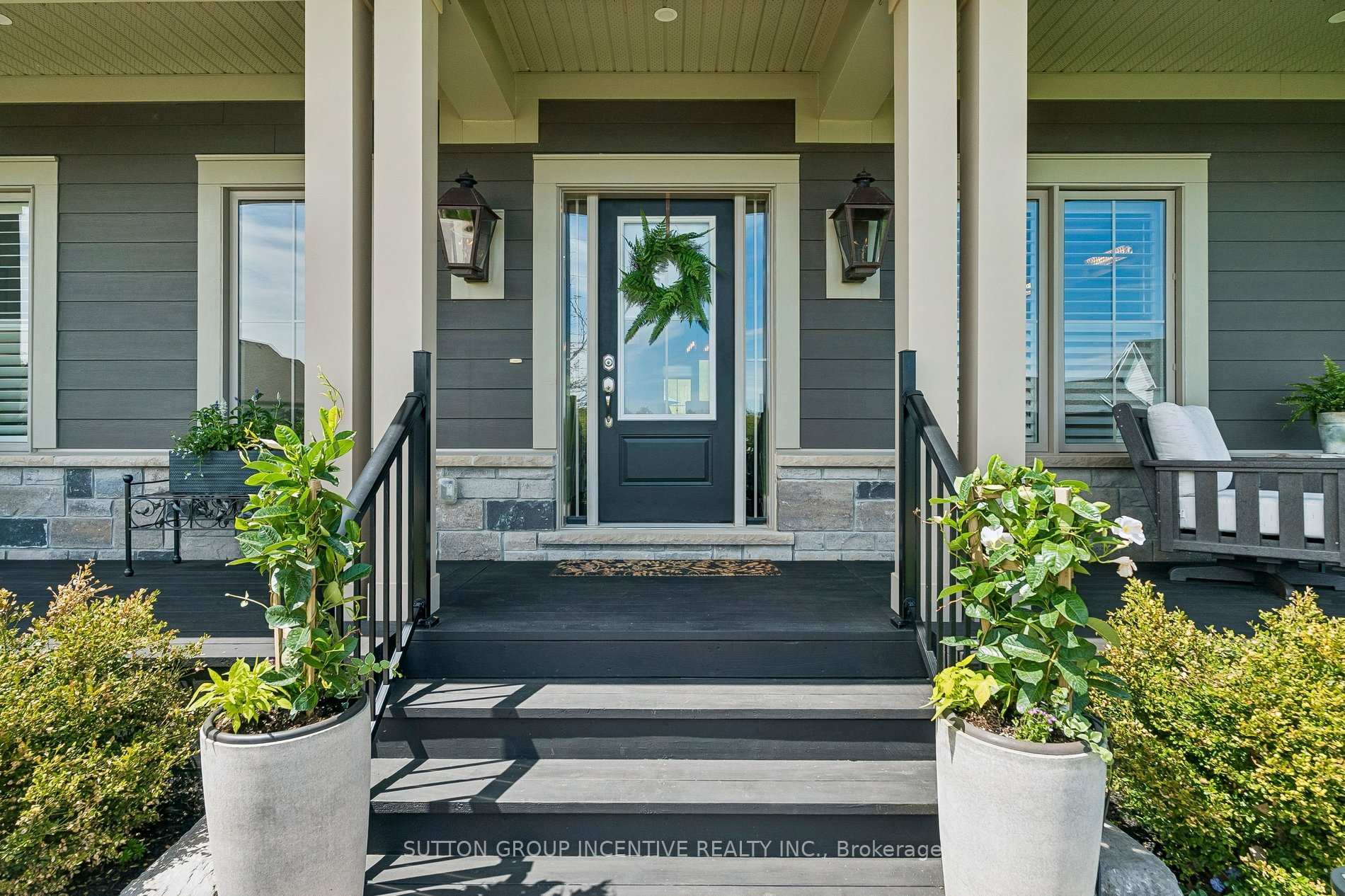 22 thoroughbred Drive, Oro-Medonte — photo 4 of 5