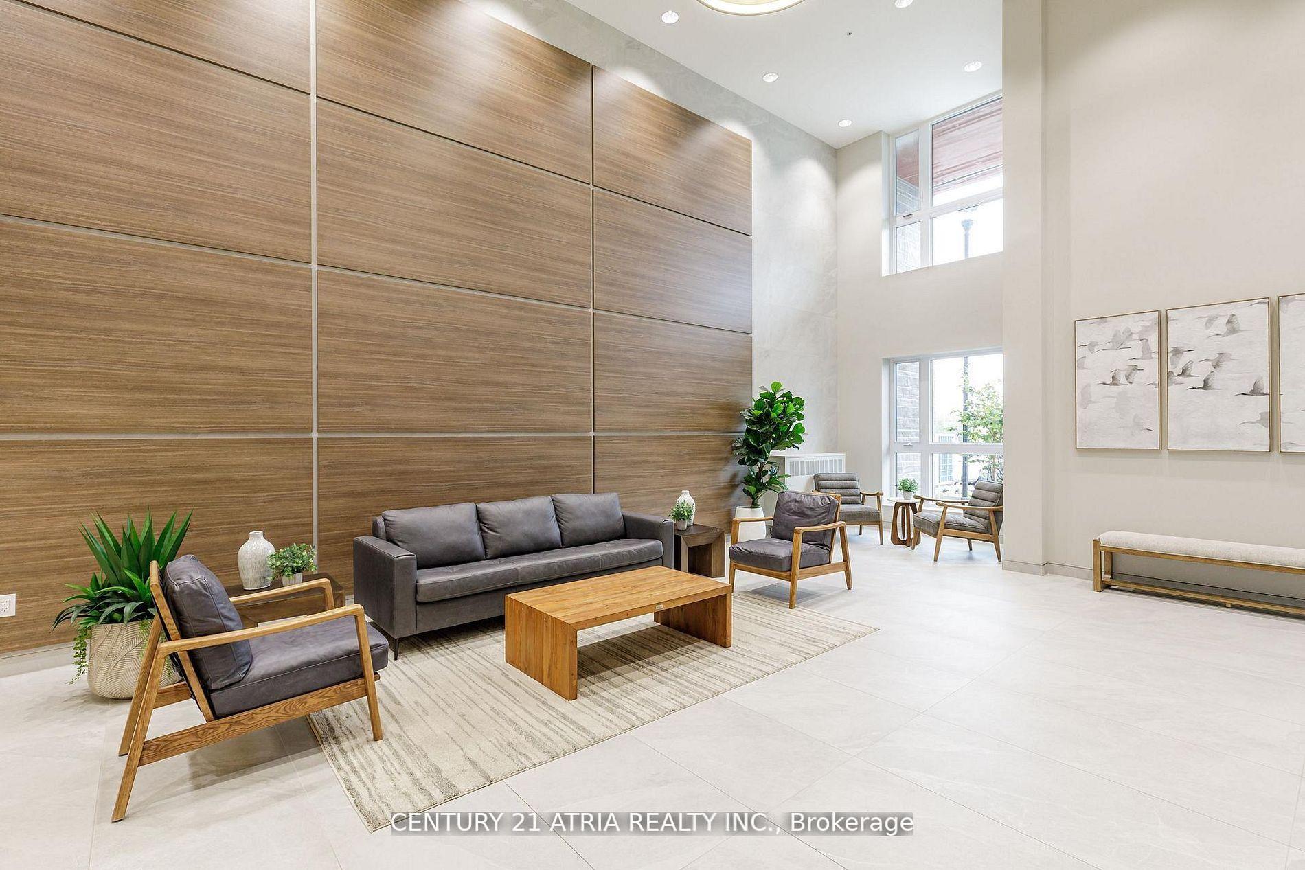 4 Kimberly Lane 124, Collingwood — photo 4 of 5