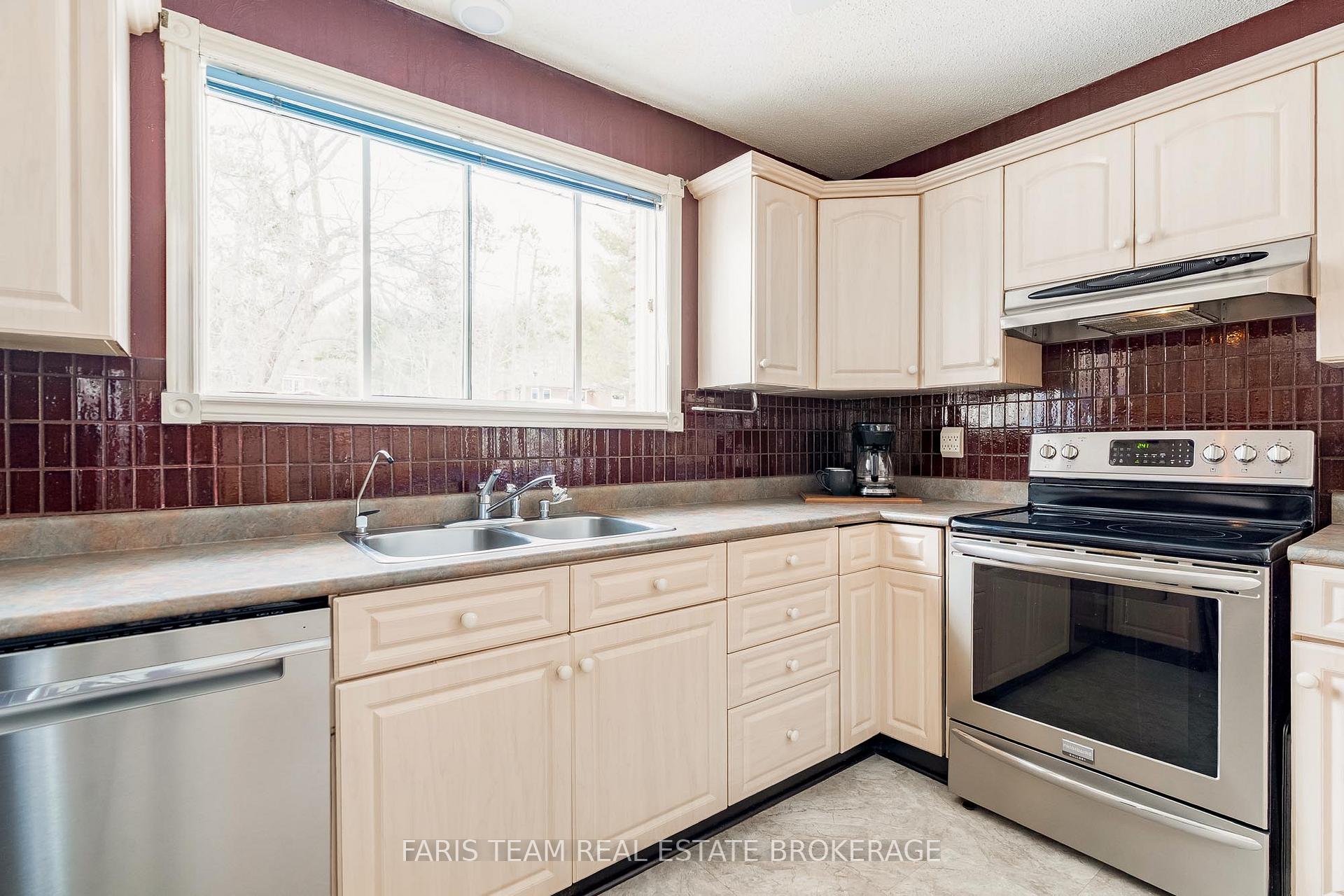 21 Pooles Road, Springwater — photo 5 of 5