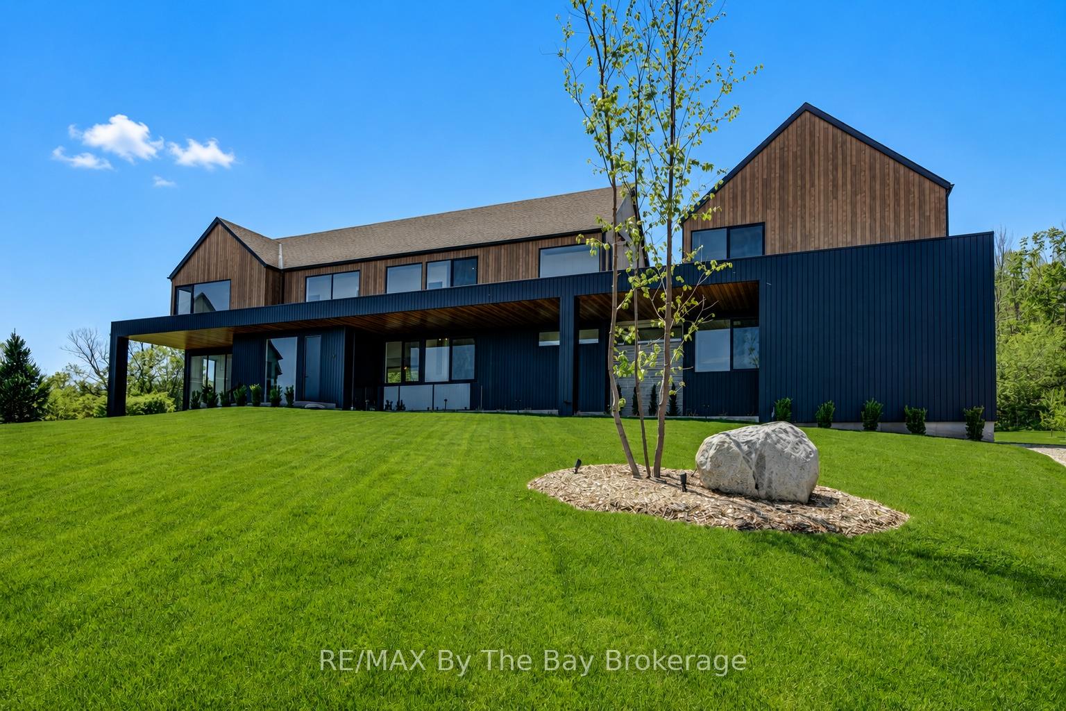 18 Raintree Court, Clearview — photo 5 of 5