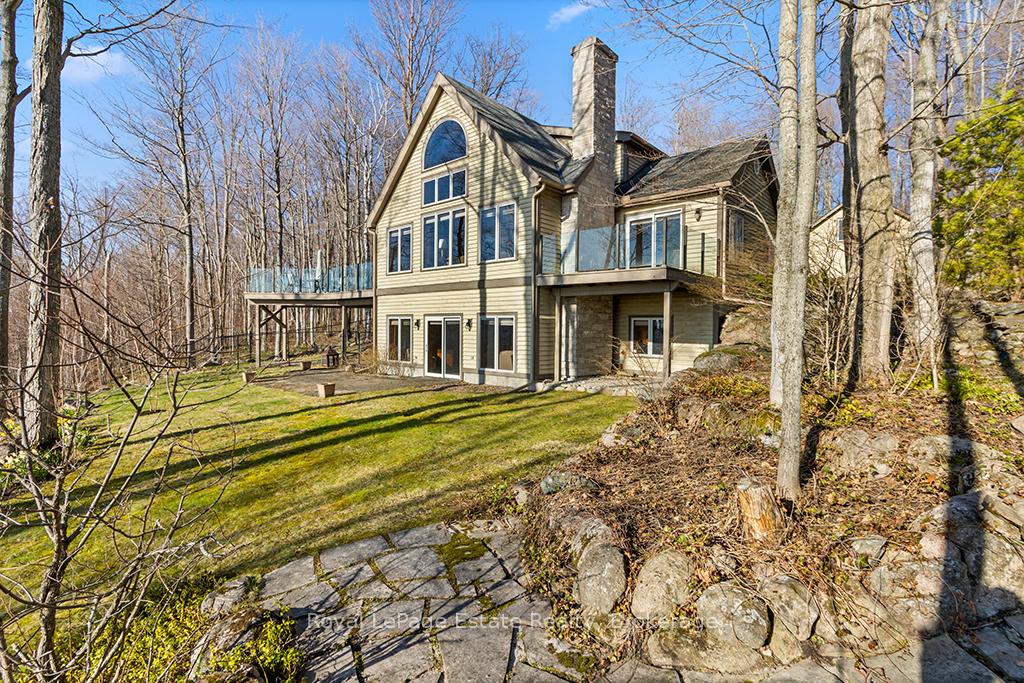 50 Nippissing Ridge Road, Tiny, ON L9Y 0T8 — Tiny, Ontario