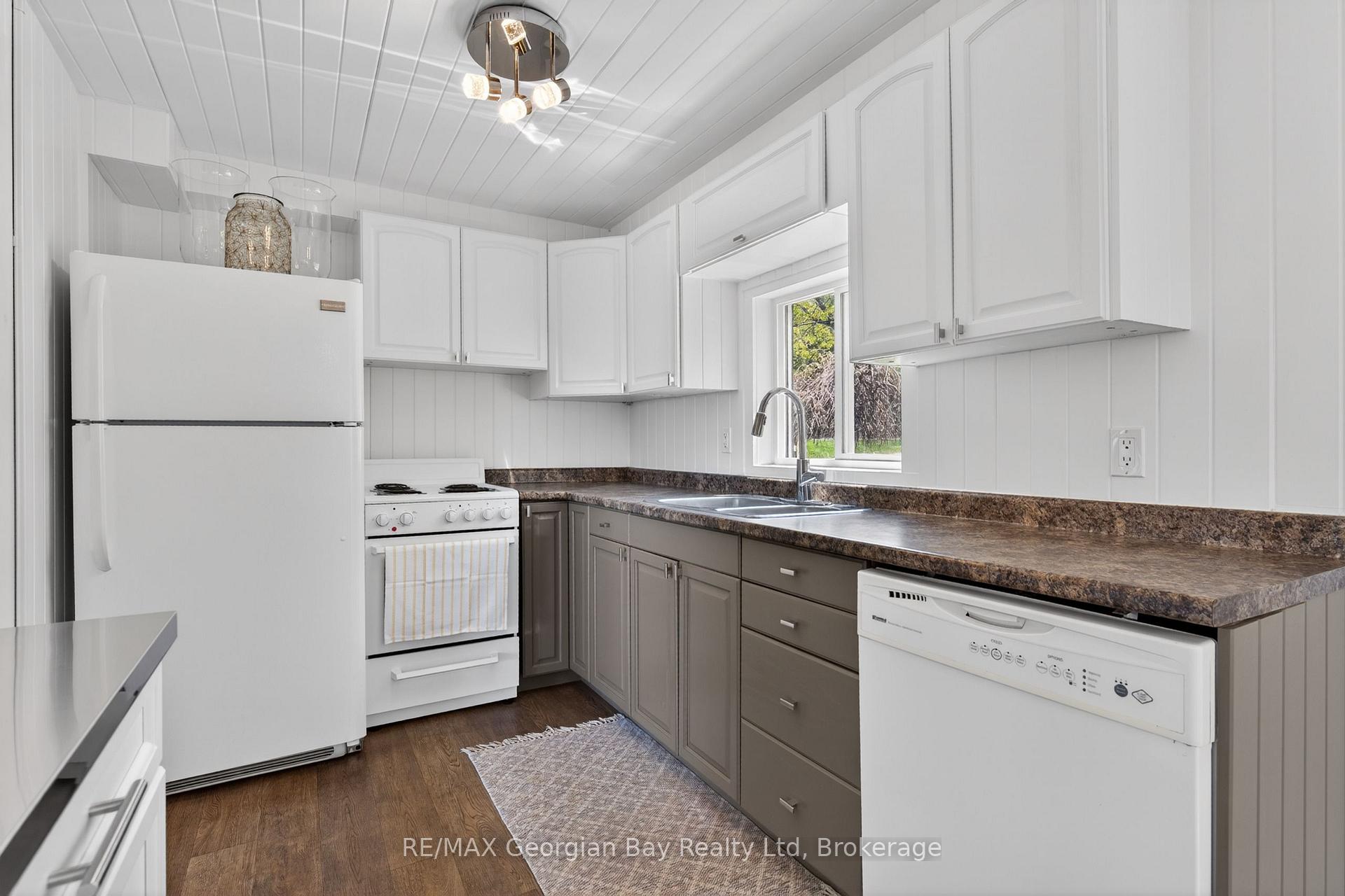 83 BEACH Road, Tiny — photo 5 of 5