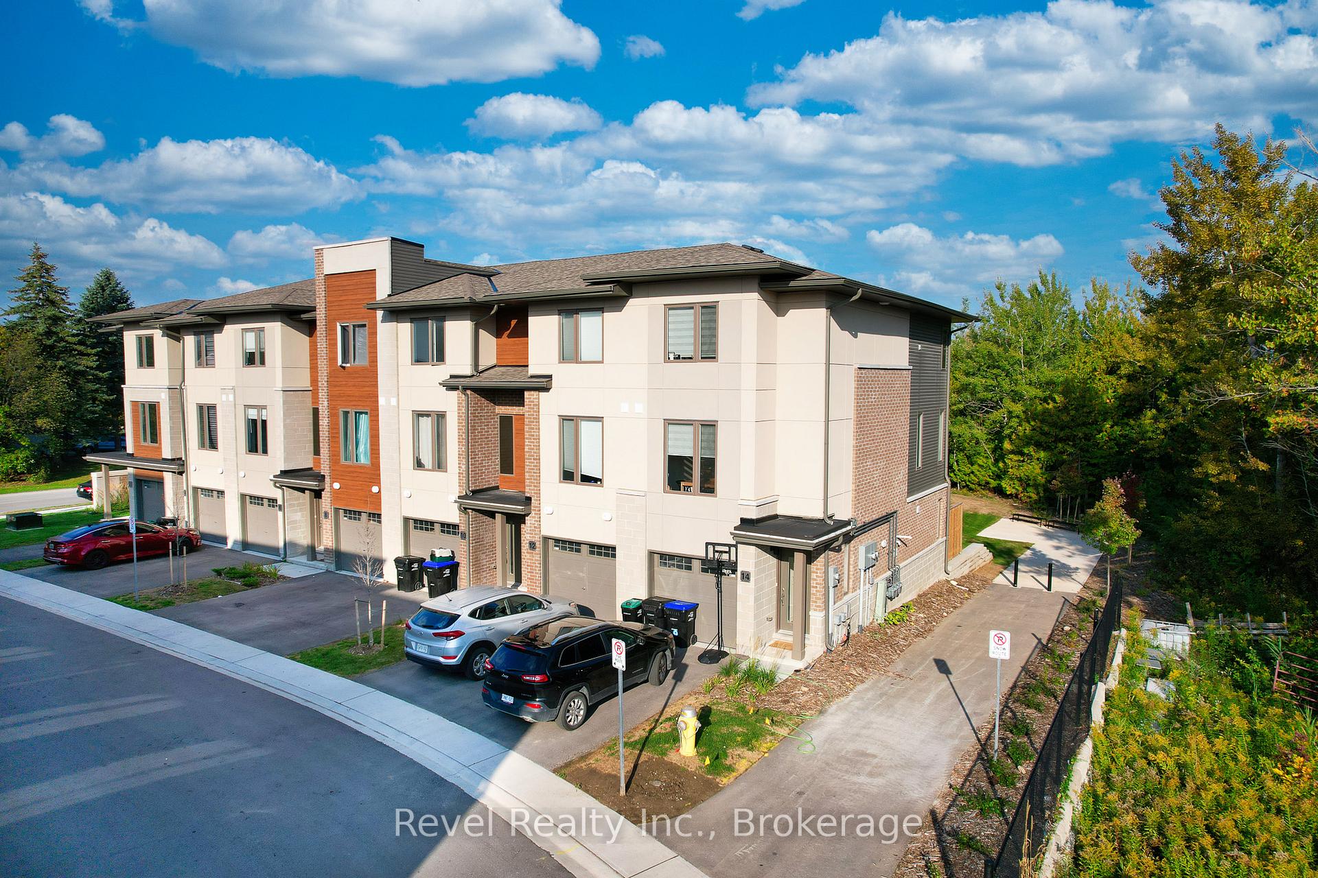 14 Winters Crescent, Collingwood, ON L9Y 5T1 — Collingwood, Ontario