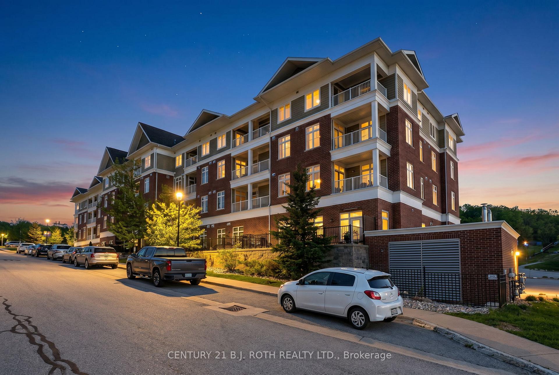 40 Horseshoe Boulevard 310, Oro-Medonte, ON L4M 4Y8 — Oro-Medonte, Ontario