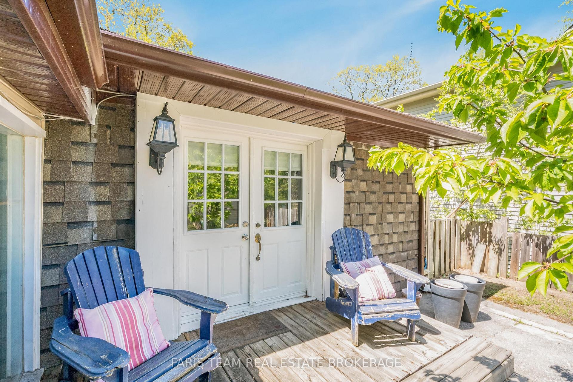 216 Oxbow Park Drive, Wasaga Beach — photo 4 of 5