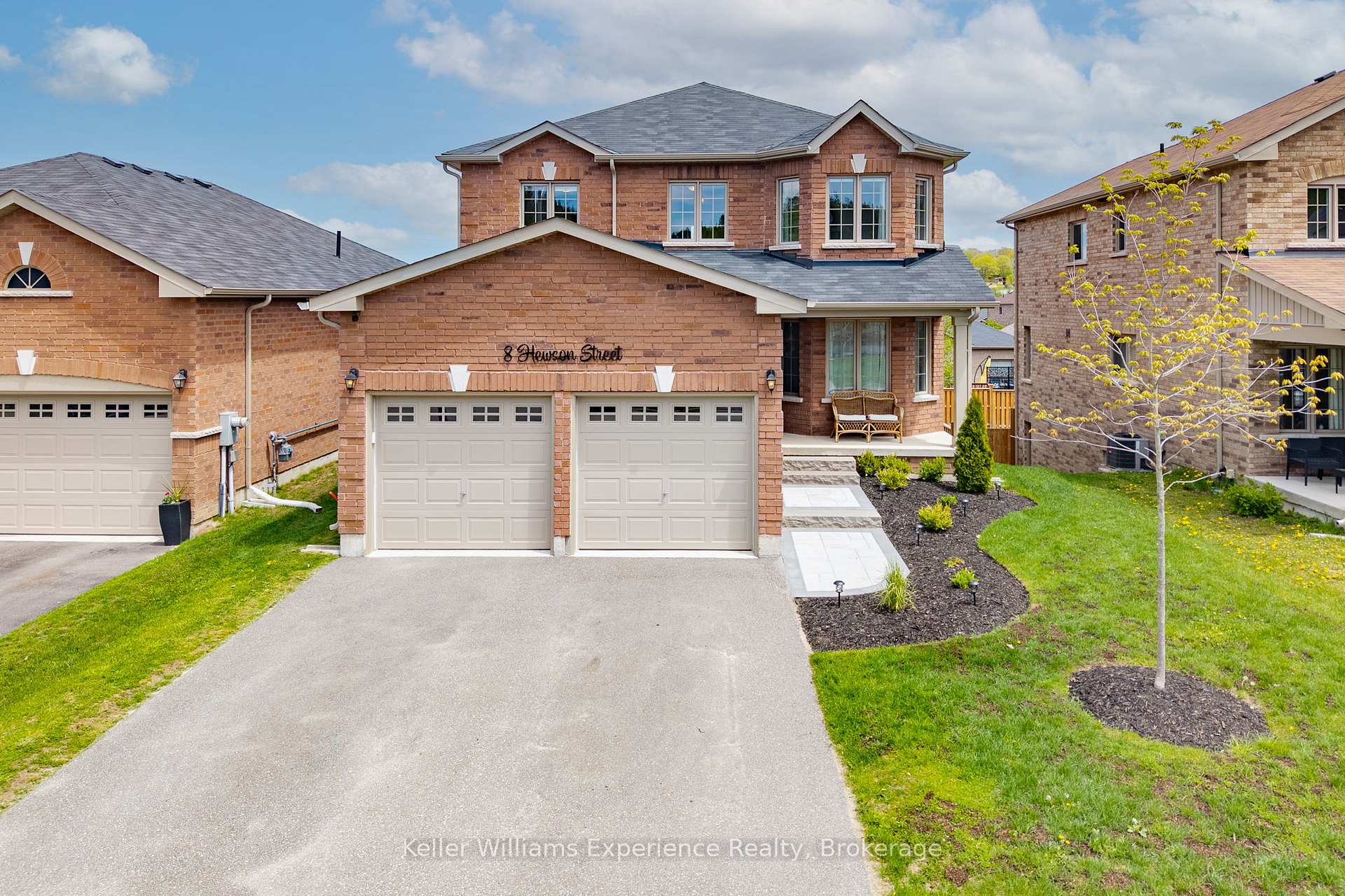 8 Hewson Street, Penetanguishene, ON L9M 0V8 — Penetanguishene, Ontario