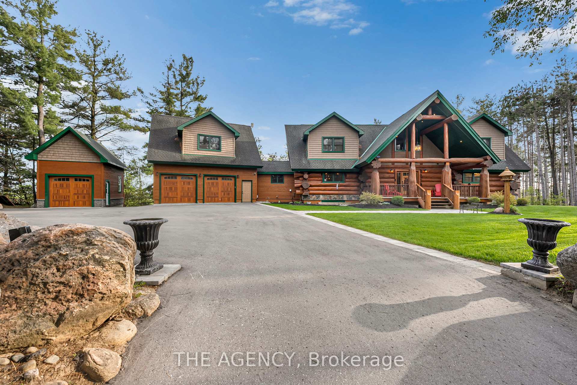 11 Nevis Ridge Drive, Oro-Medonte — photo 2 of 5