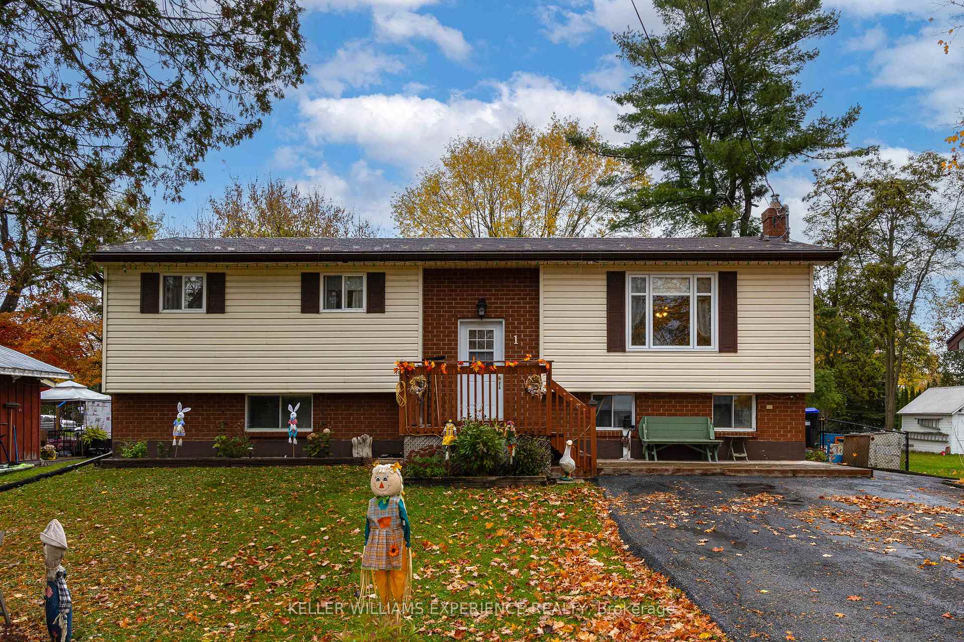 1 Bush Street, Severn, ON L0K 1E0 — Severn, Ontario