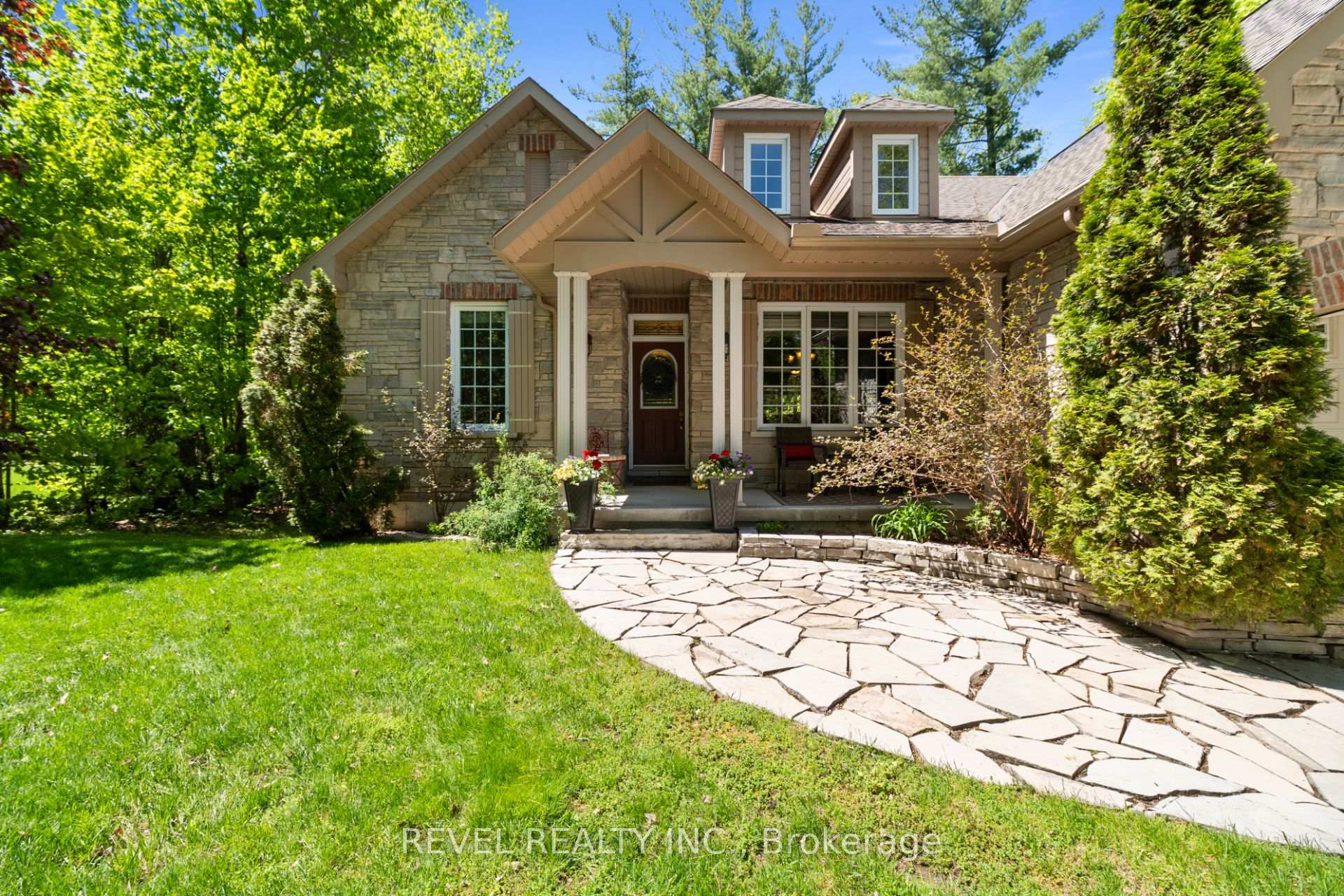 23 Laddie Lane, Springwater — photo 5 of 5