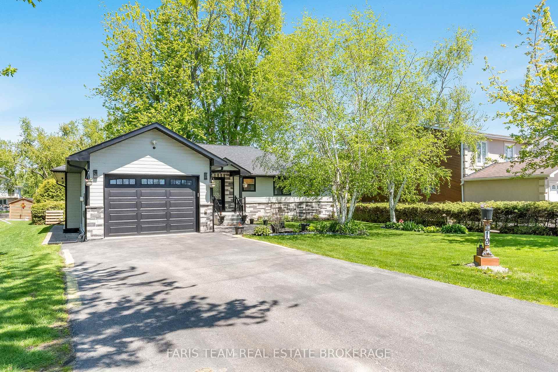 19 Willow Crescent, Ramara — photo 4 of 5