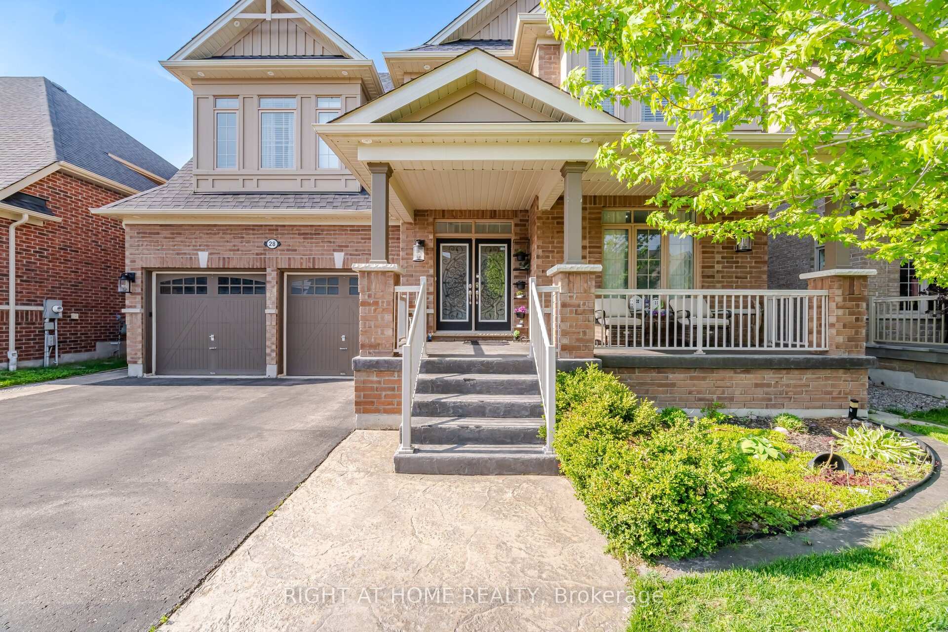 28 Marks Road, Springwater — photo 3 of 5